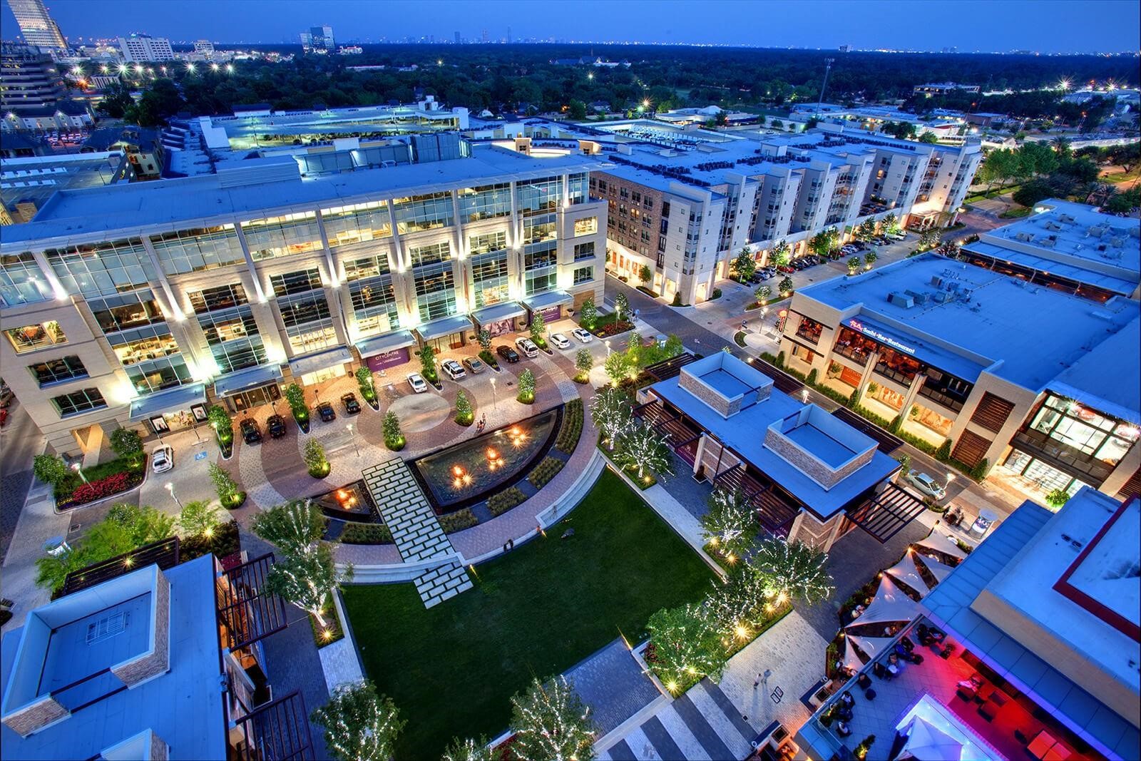 Just two miles from the fine dining, shopping, and entertainment at CITYCENTRE.
