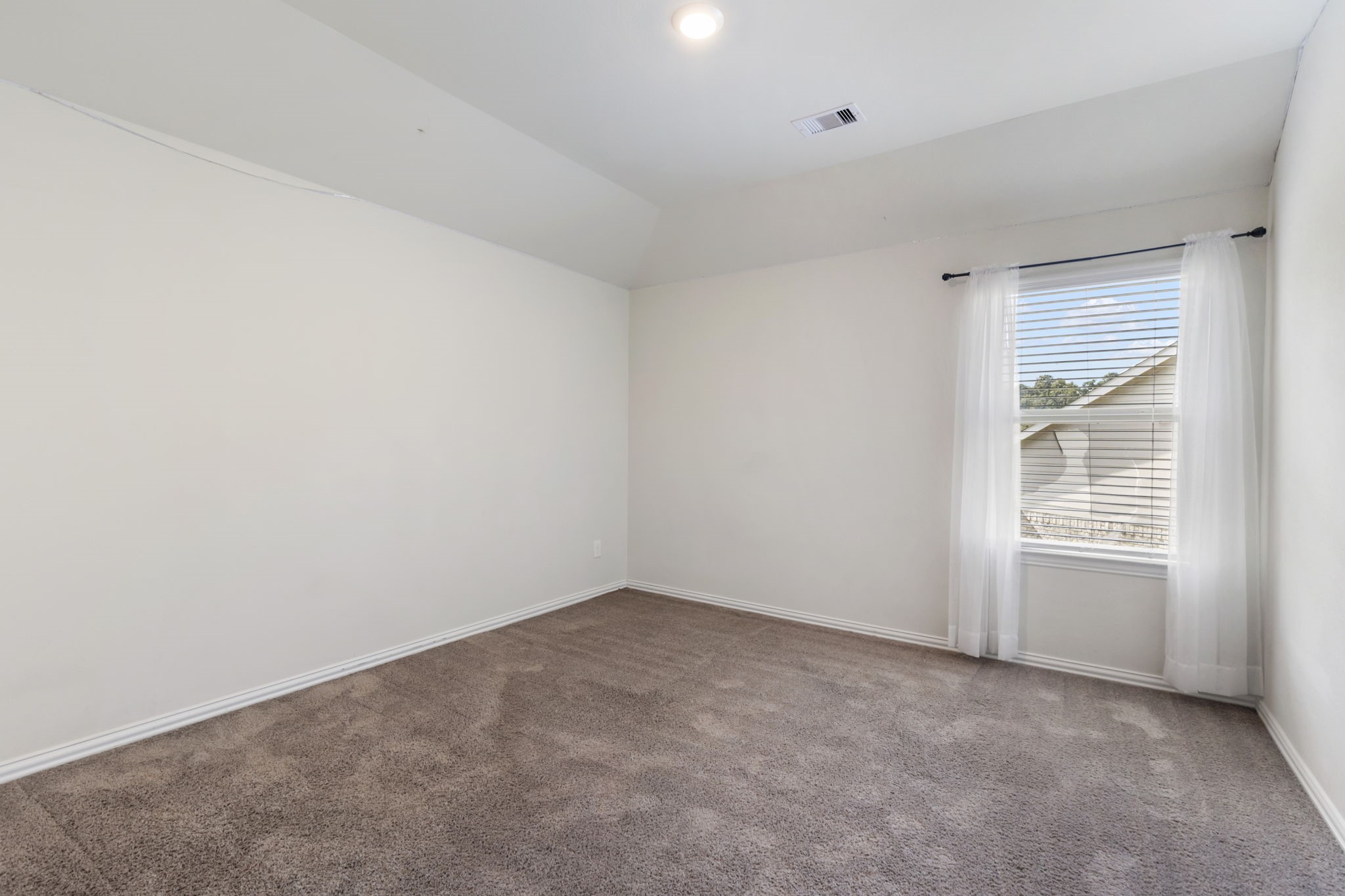 28068 Dove Chase Drive, Spring, TX 77386