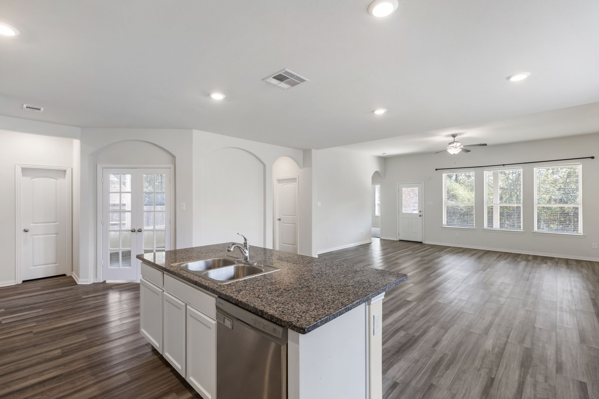 28068 Dove Chase Drive, Spring, TX 77386