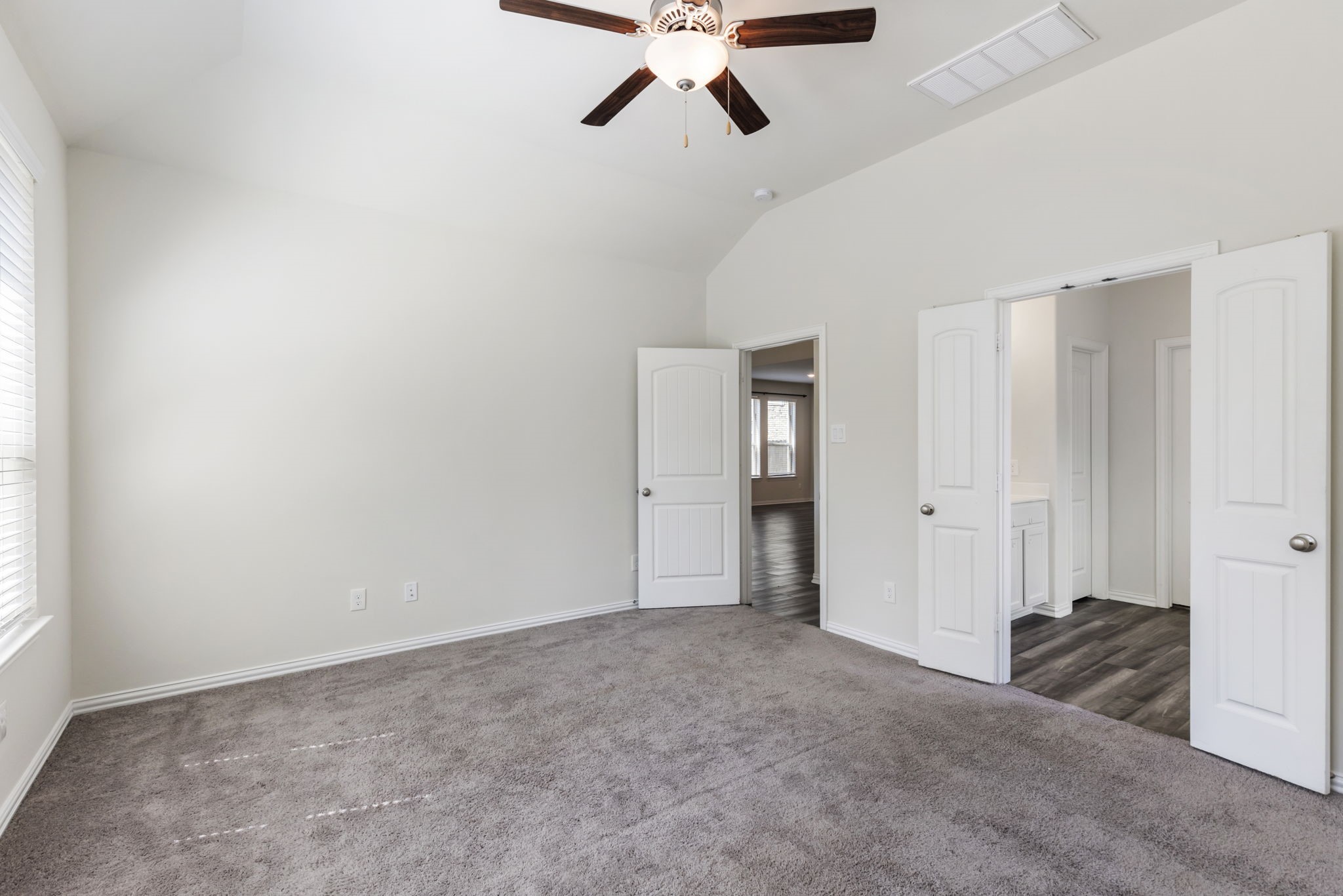 28068 Dove Chase Drive, Spring, TX 77386