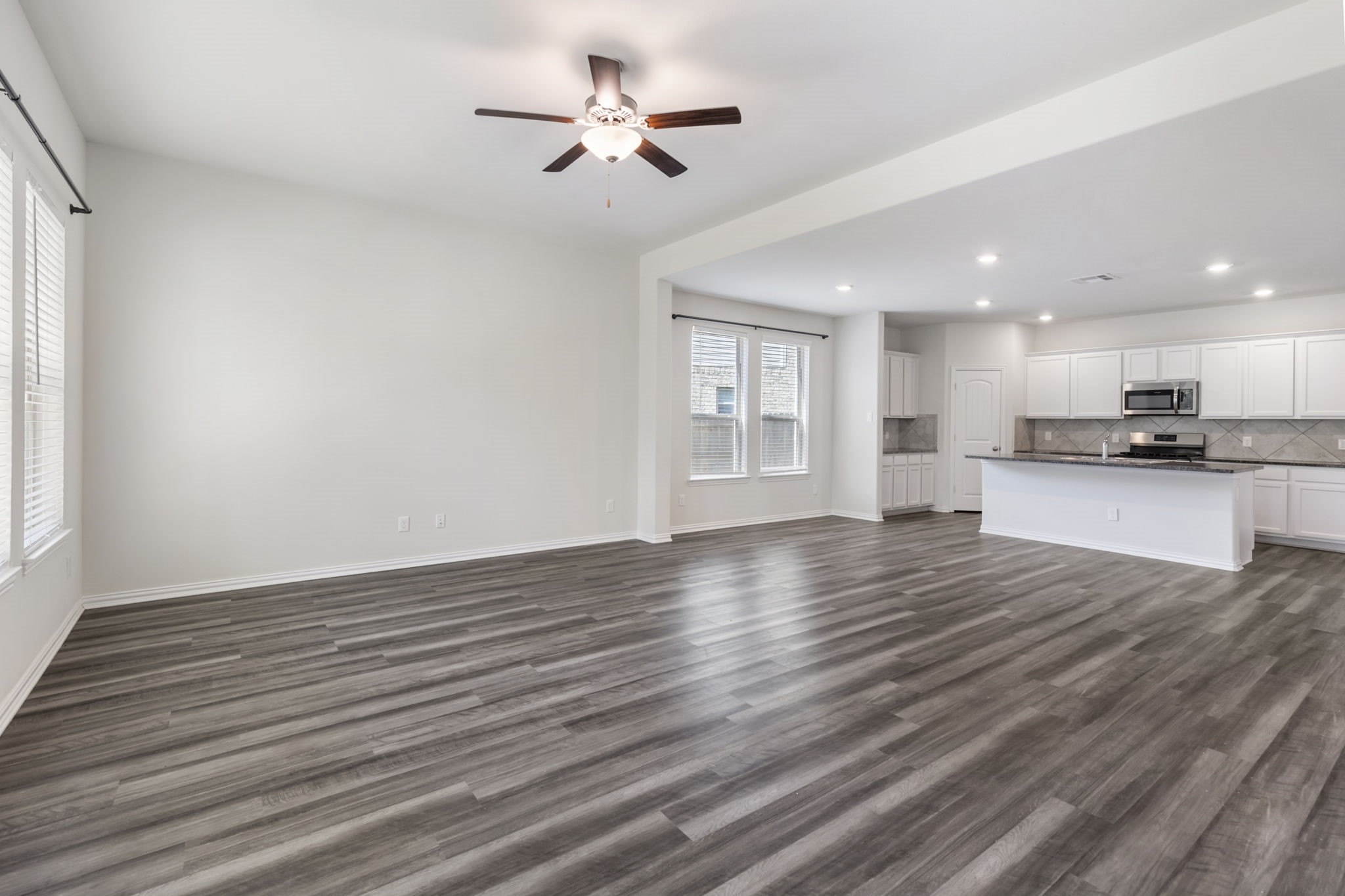 28068 Dove Chase Drive, Spring, TX 77386