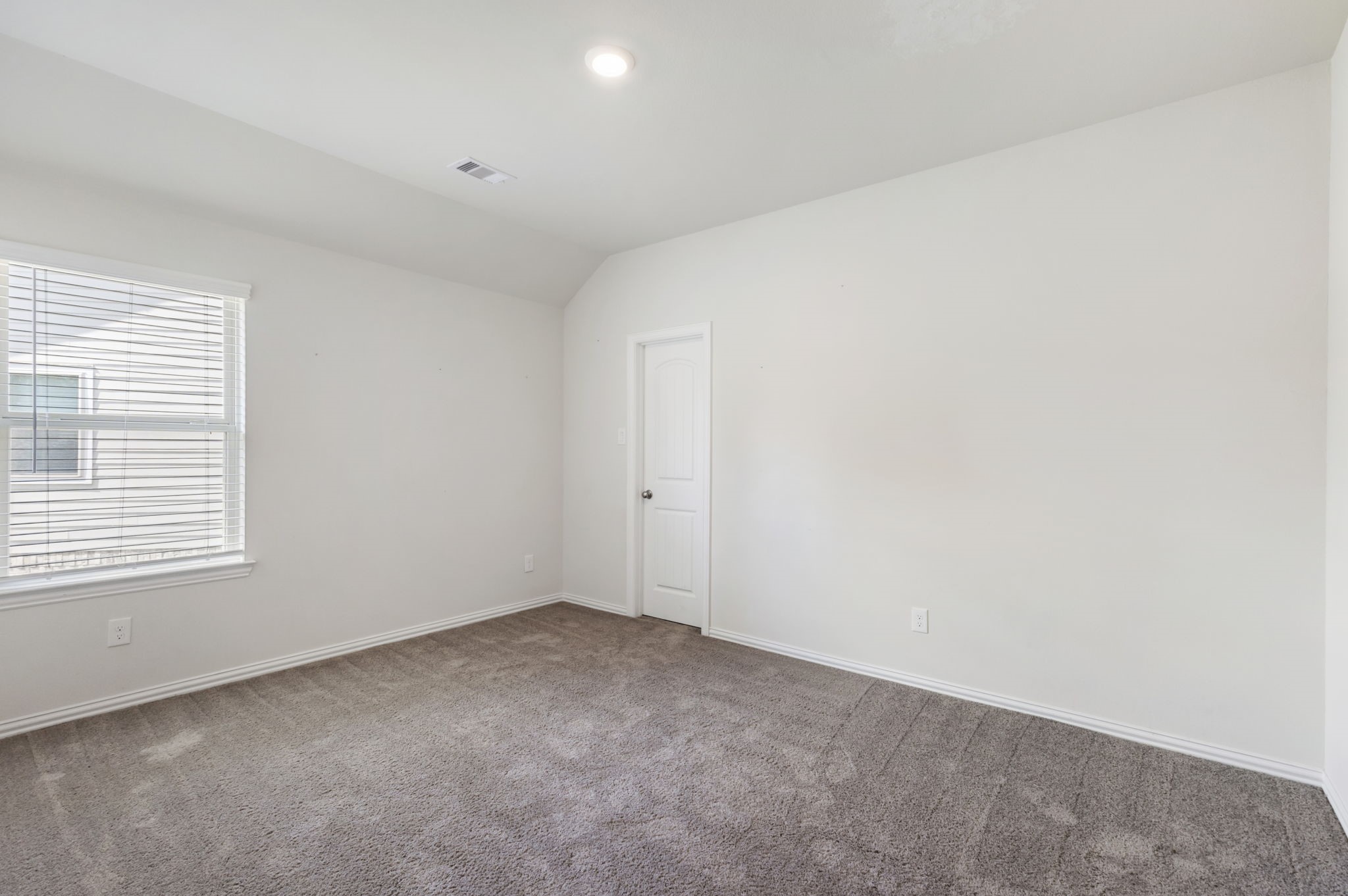 28068 Dove Chase Drive, Spring, TX 77386