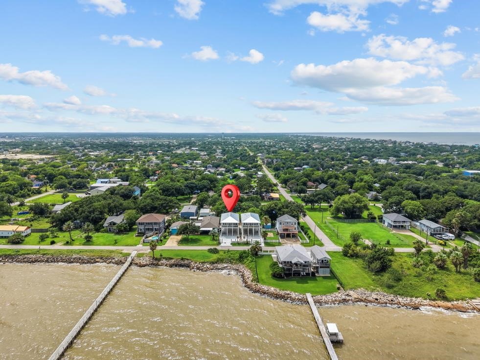 512 2nd, San Leon, TX 77539