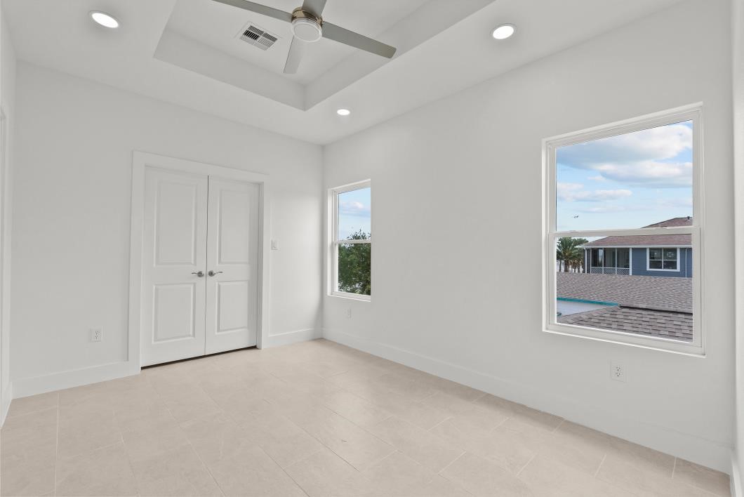 512 2nd, San Leon, TX 77539