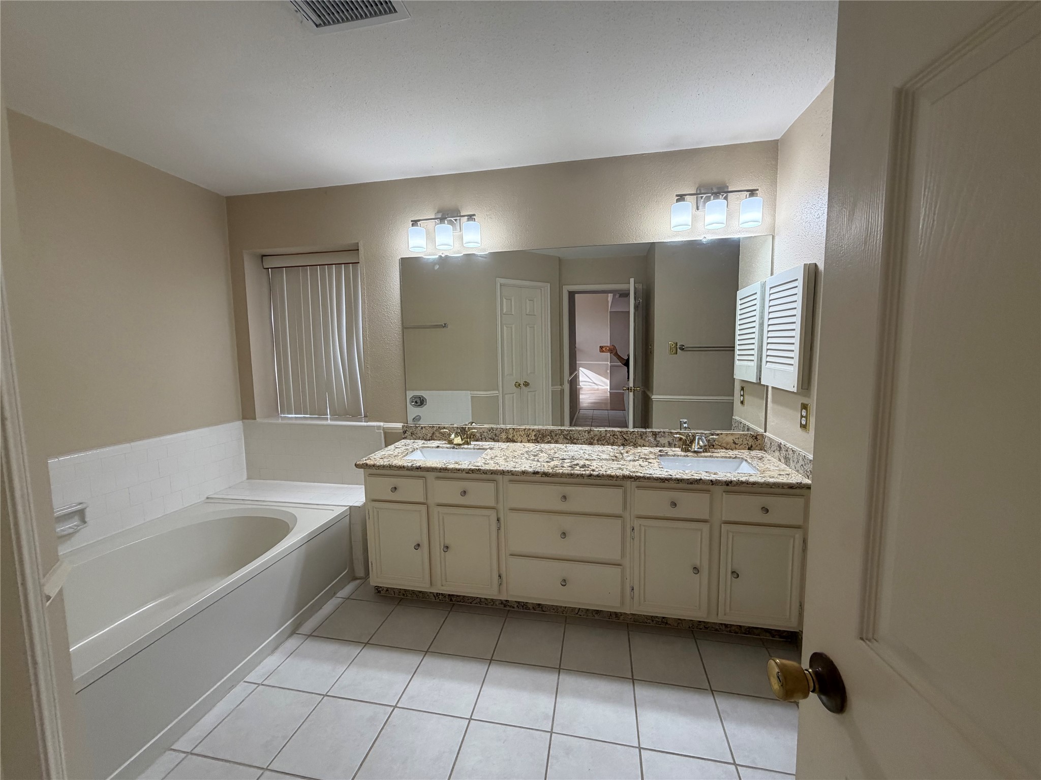 14514 Meeting Lane, Houston, TX 77084
