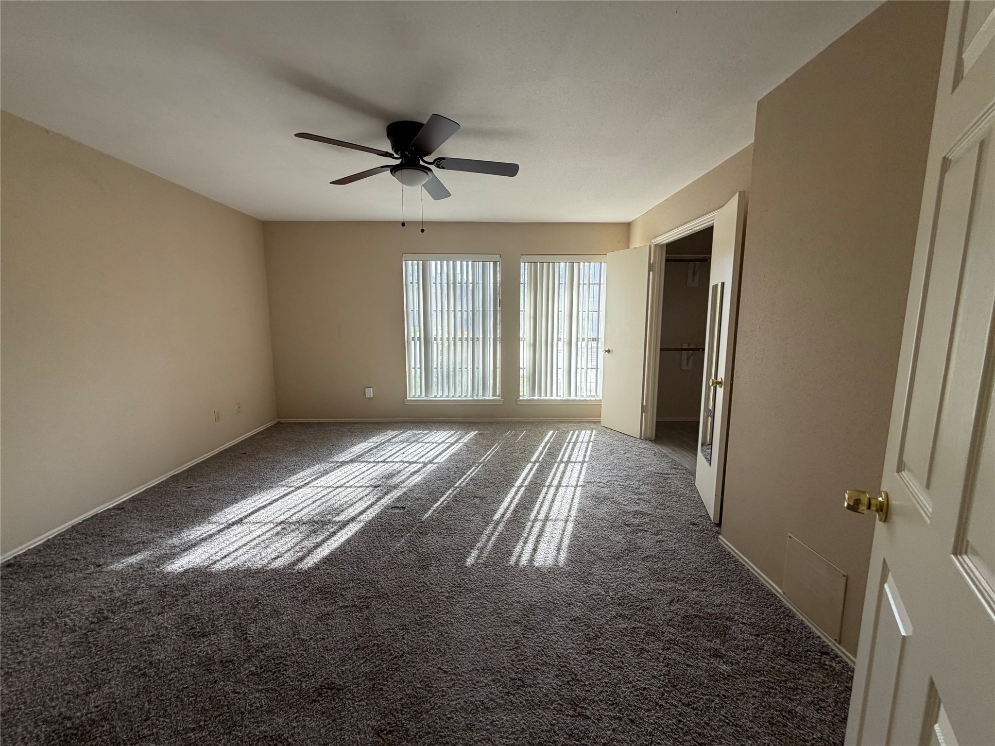 Master room 1st floor
