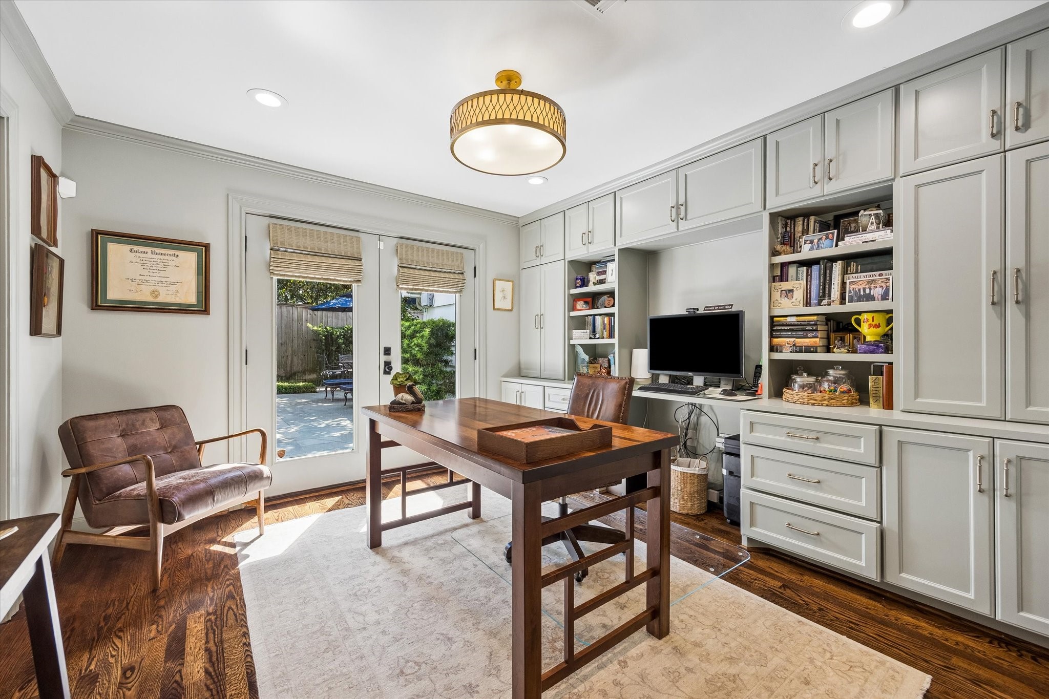 2419 Avalon Place, Houston, TX 77019
