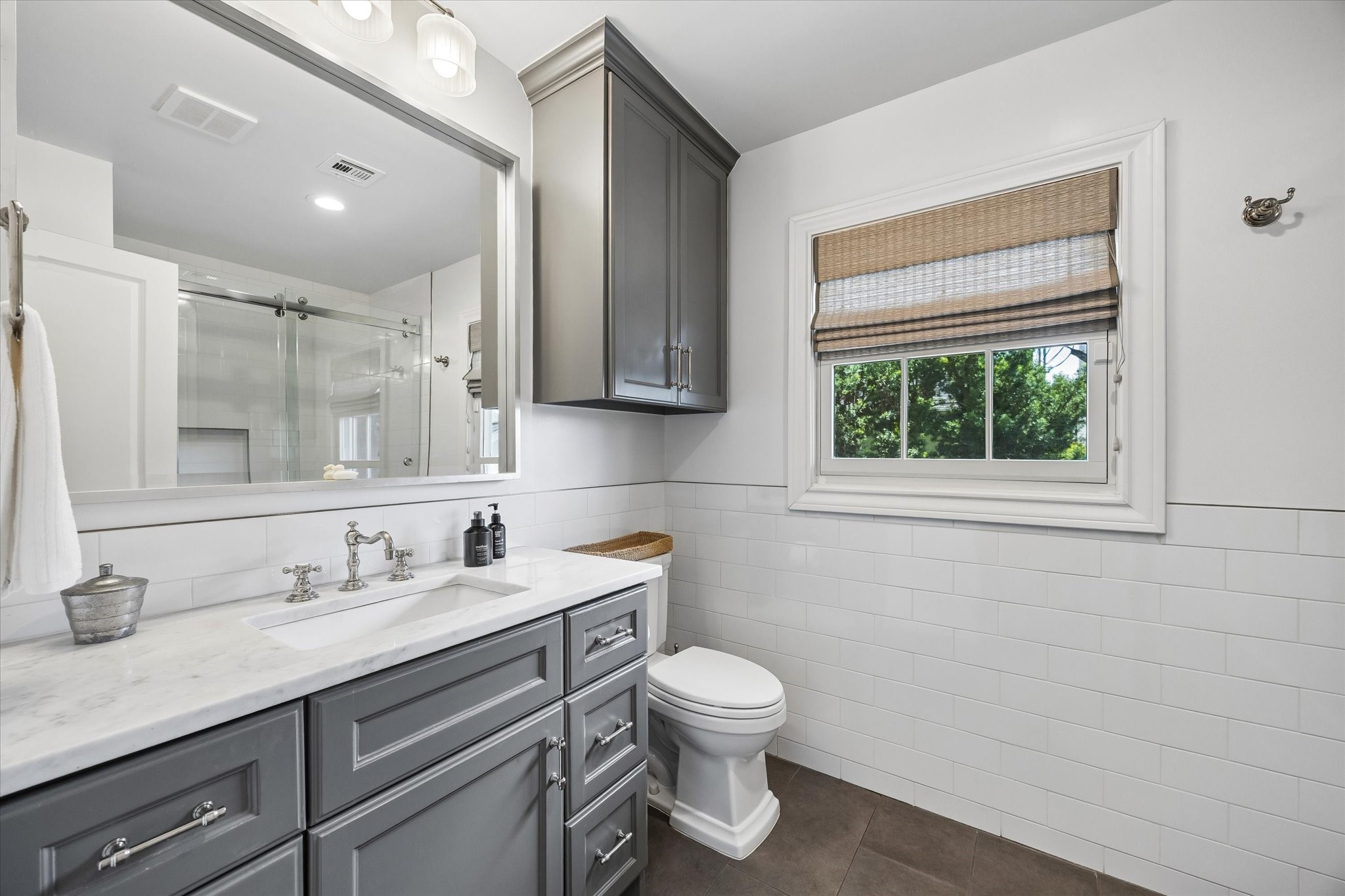 2419 Avalon Place, Houston, TX 77019