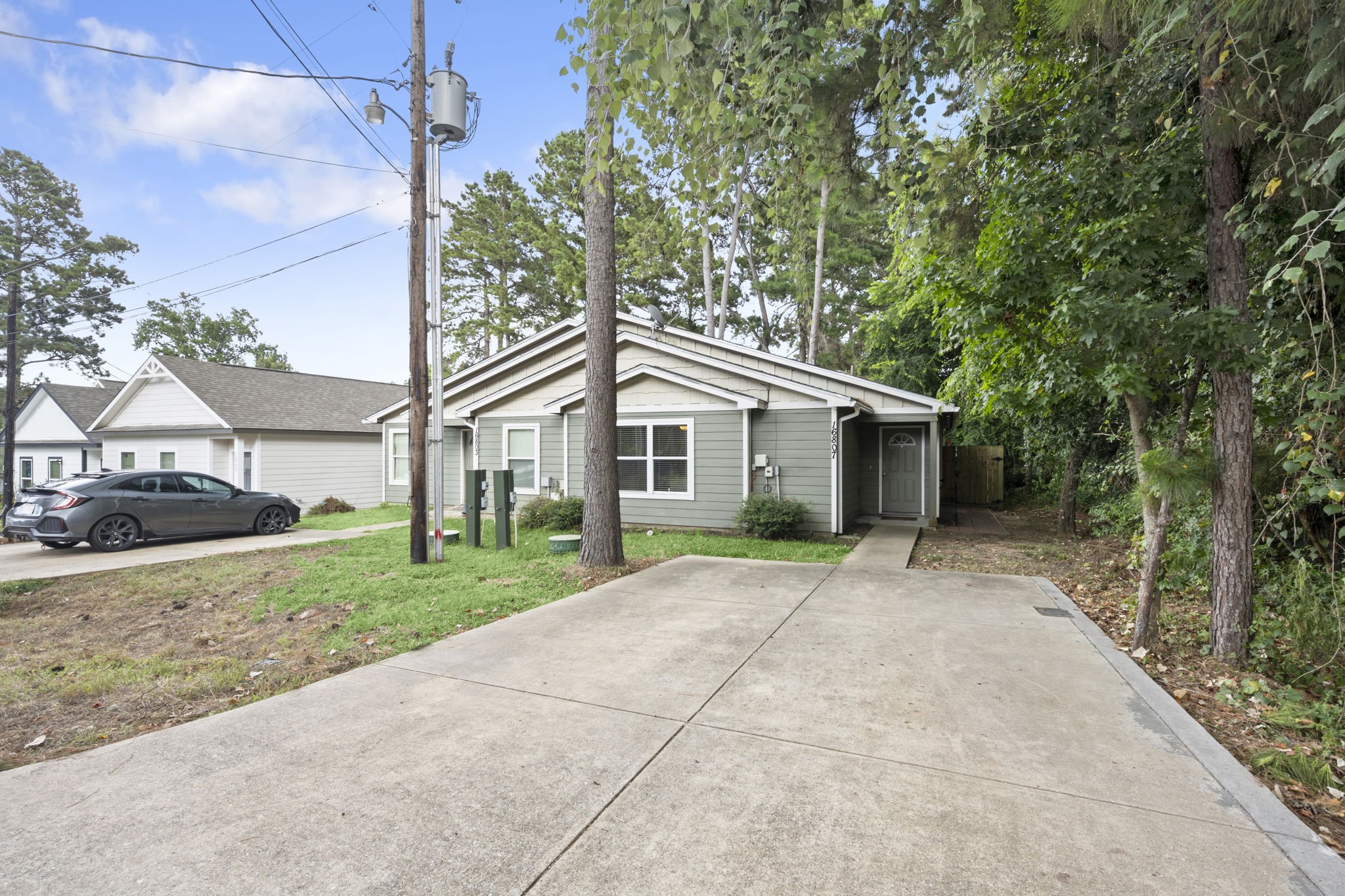 16807 Crestmont, Montgomery, TX 77316