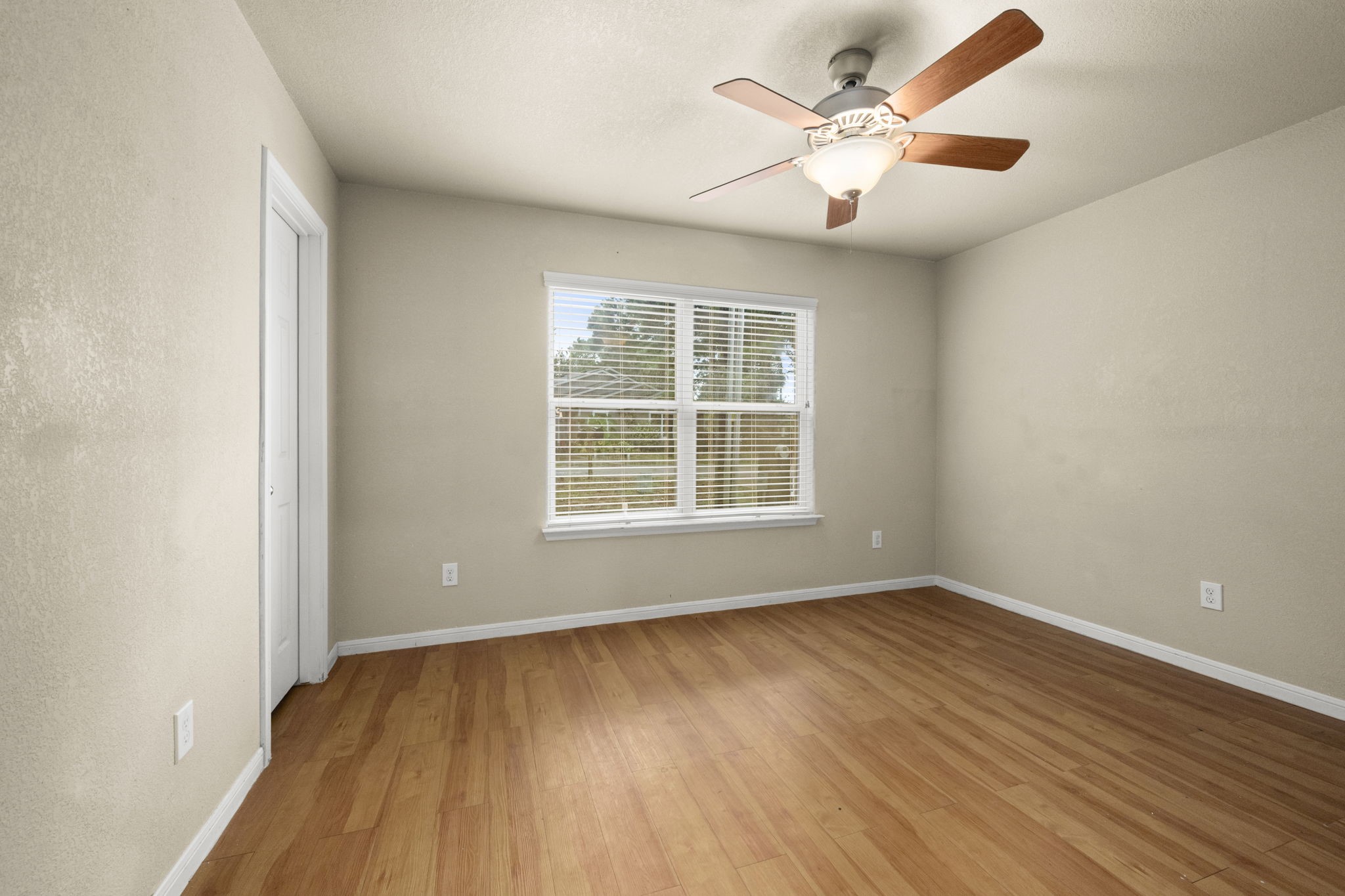 16807 Crestmont, Montgomery, TX 77316