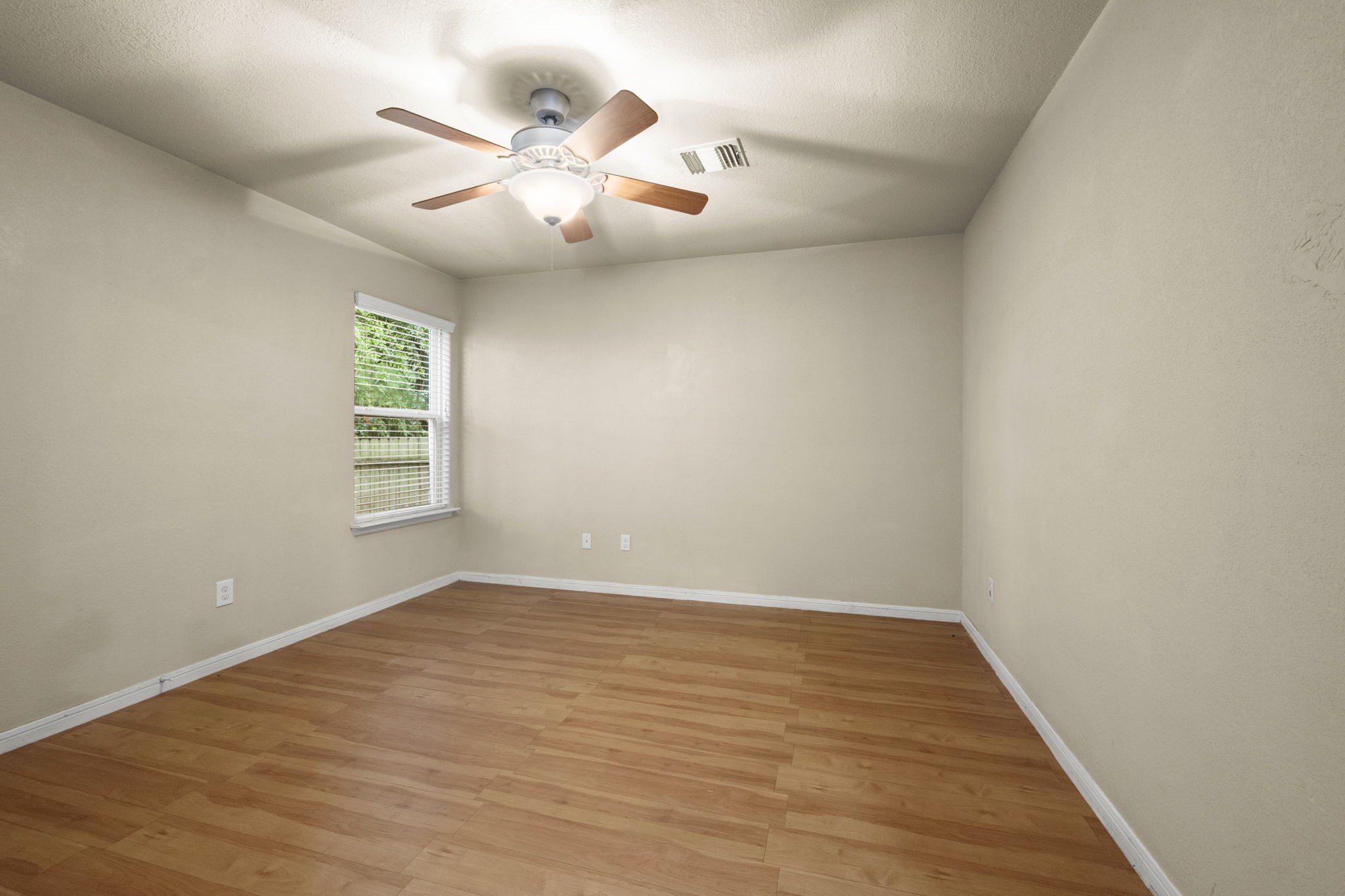 16807 Crestmont, Montgomery, TX 77316
