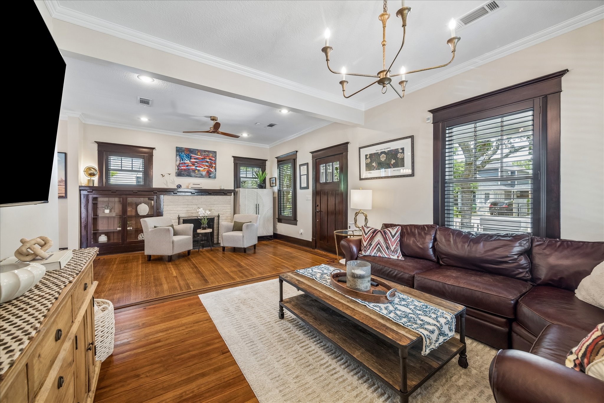 Expansive living area perfect for entertaining.