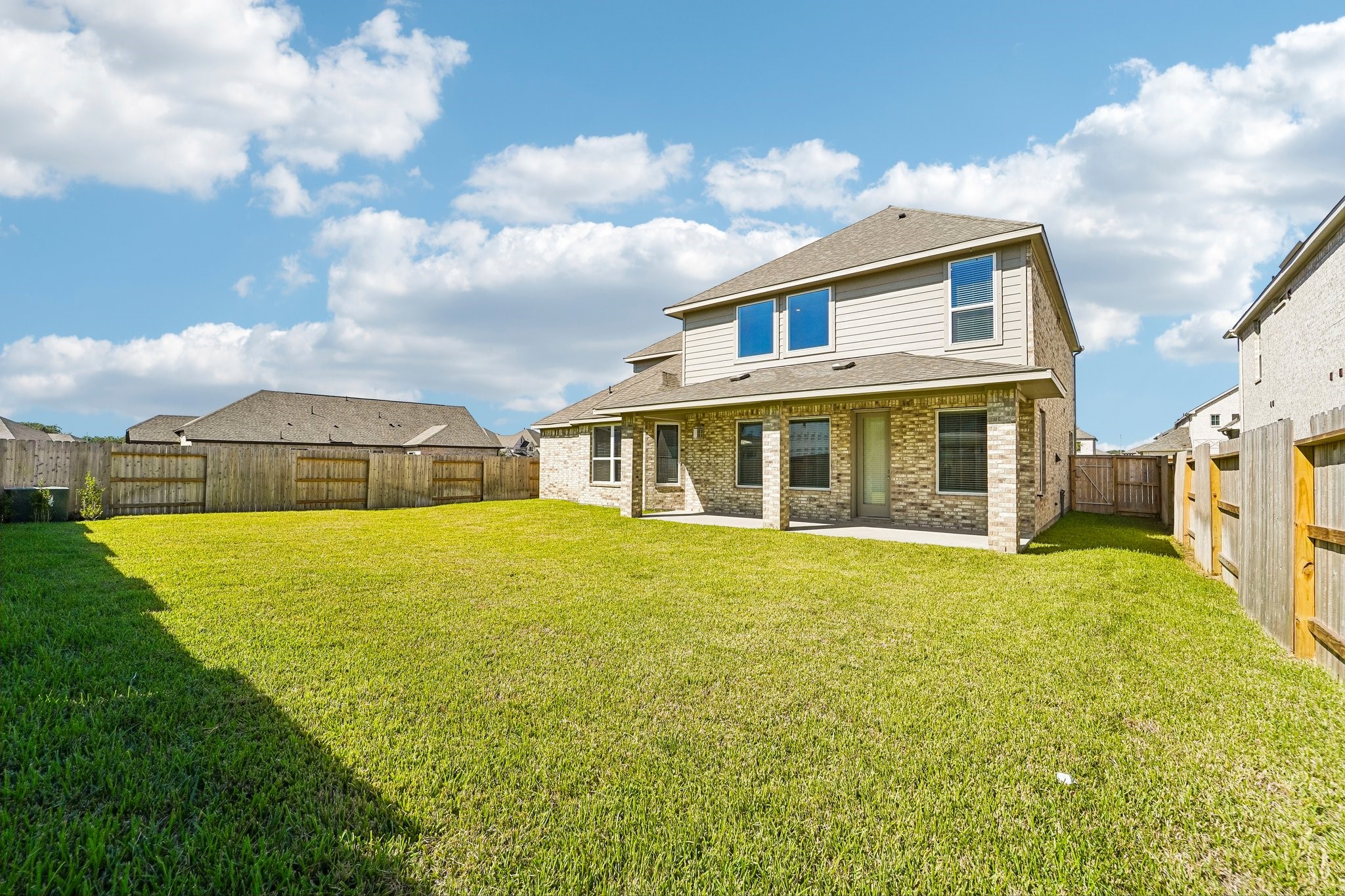 6112 Golden Plover Lane, Pearland, TX 77584