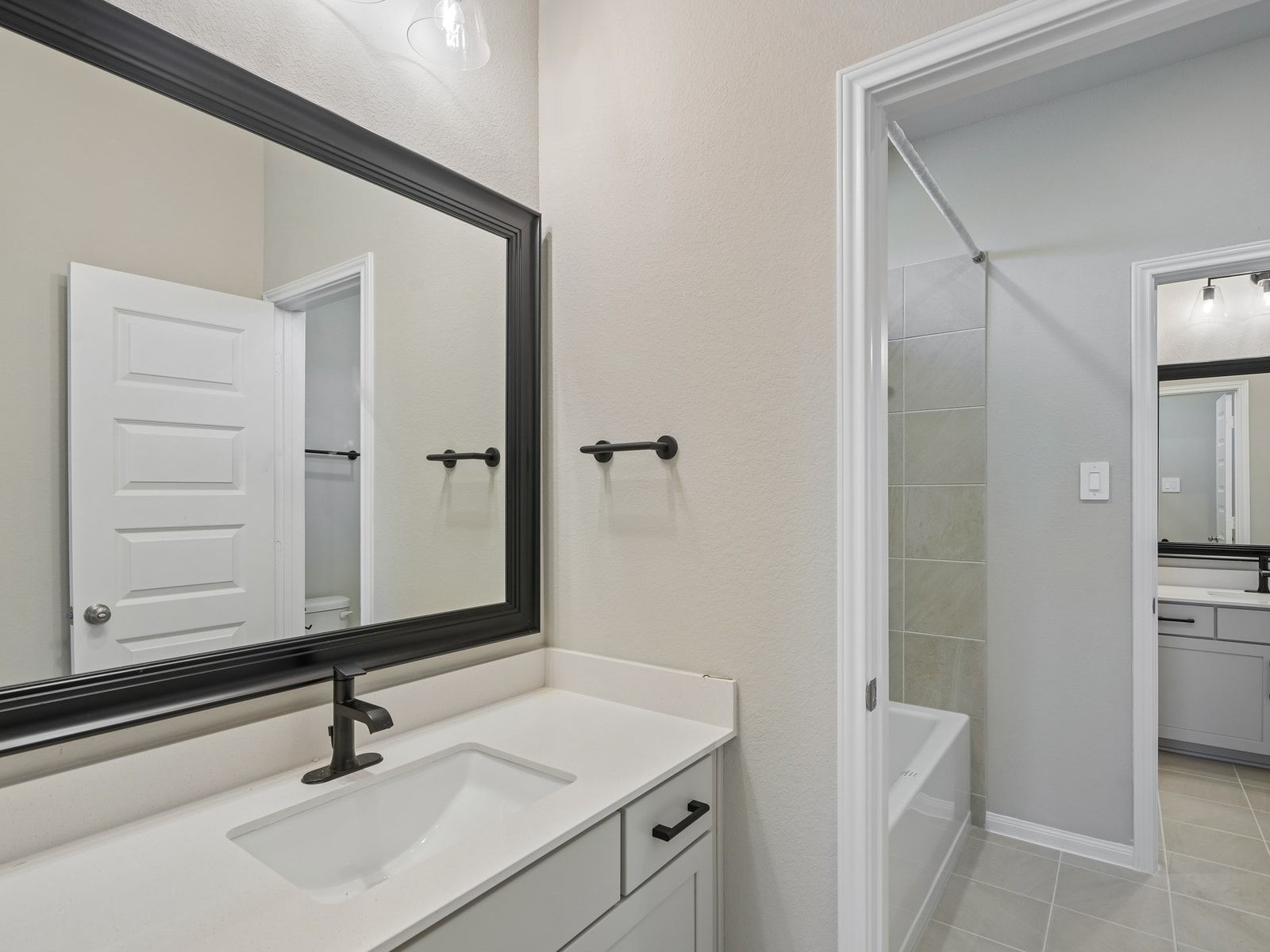 6112 Golden Plover Lane, Pearland, TX 77584