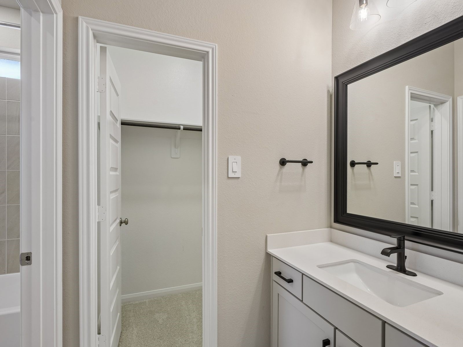 6112 Golden Plover Lane, Pearland, TX 77584 6112 Golden Plover Lane, Pearland, TX 77584
