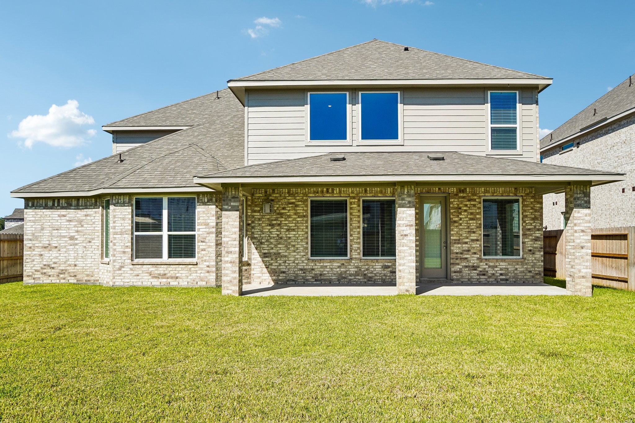 6112 Golden Plover Lane, Pearland, TX 77584