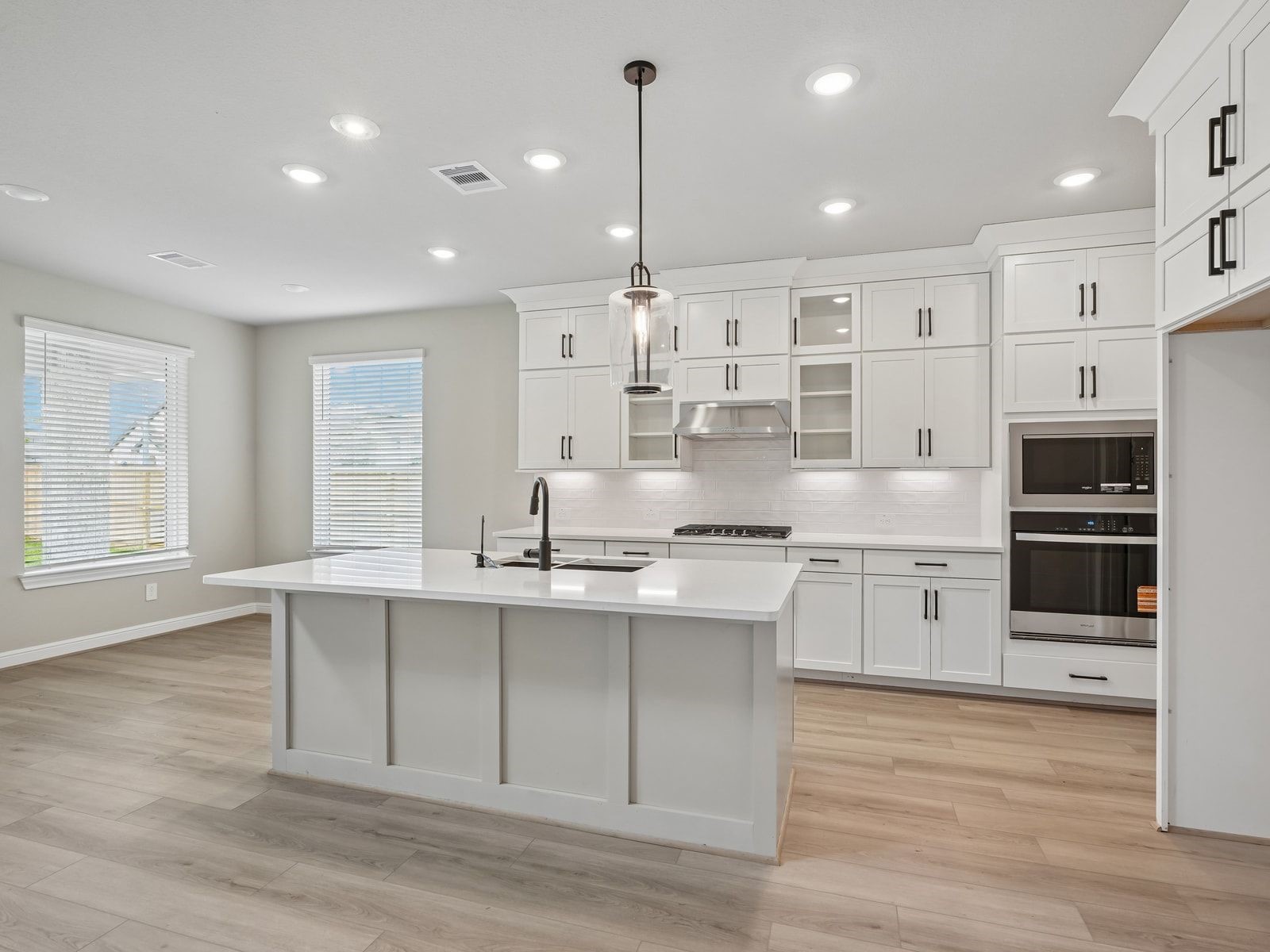 6112 Golden Plover Lane, Pearland, TX 77584