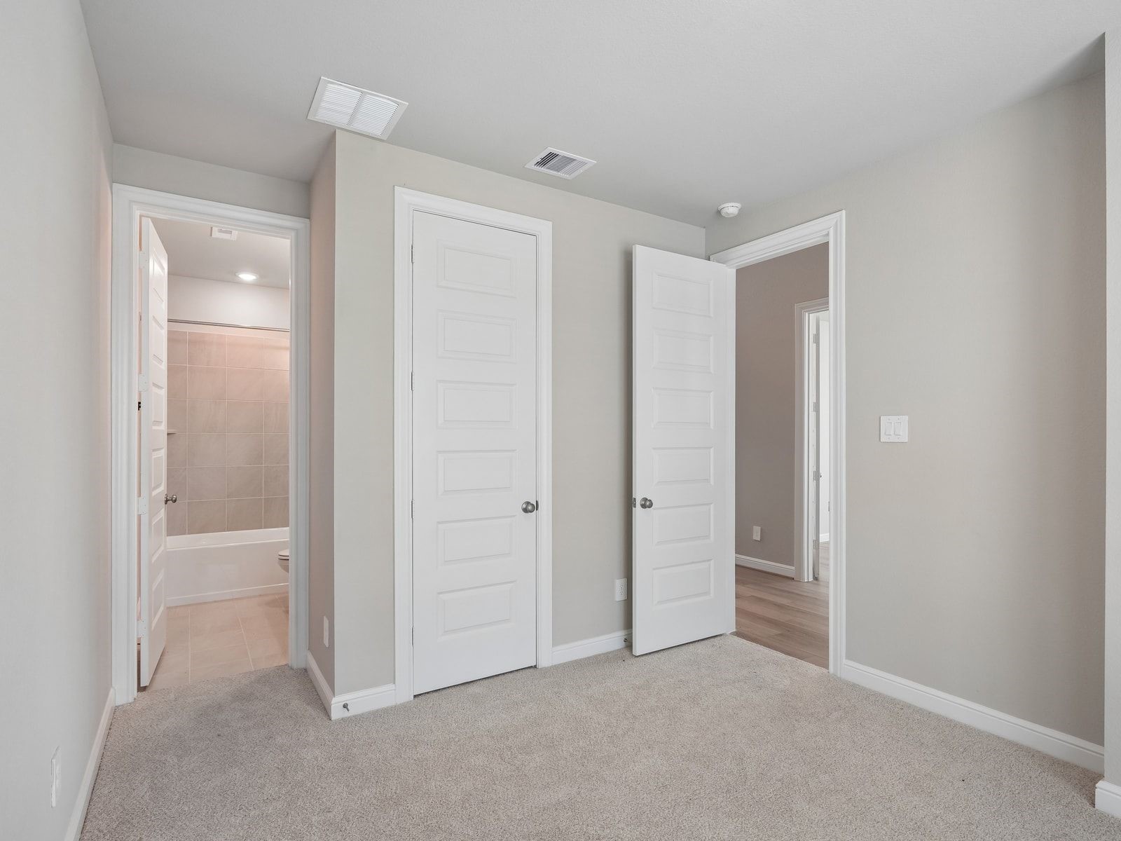 6112 Golden Plover Lane, Pearland, TX 77584