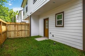8412 Darien St Unit B, Houston, TX 77028