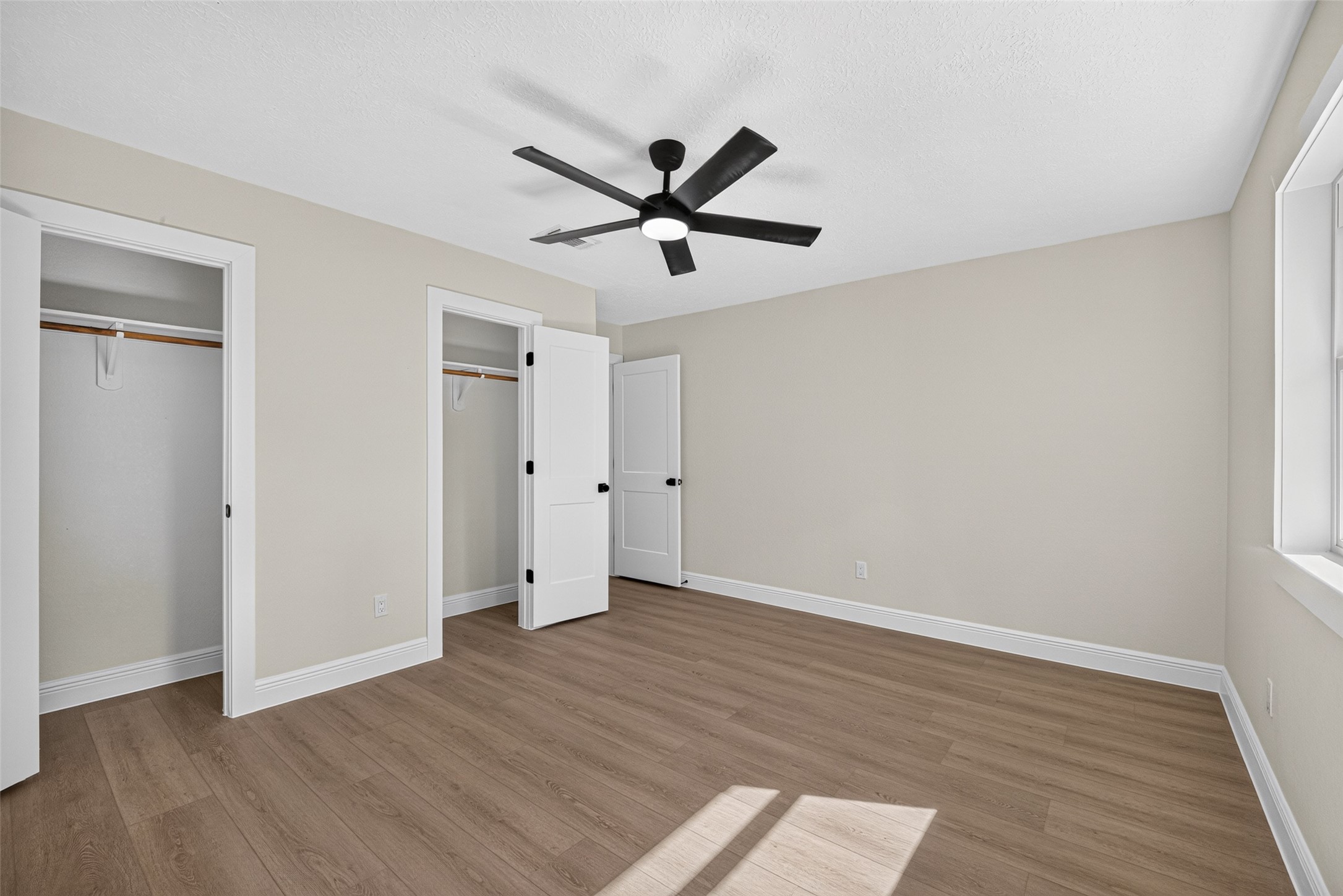 903 Chetwood Circle, League City, TX 77573