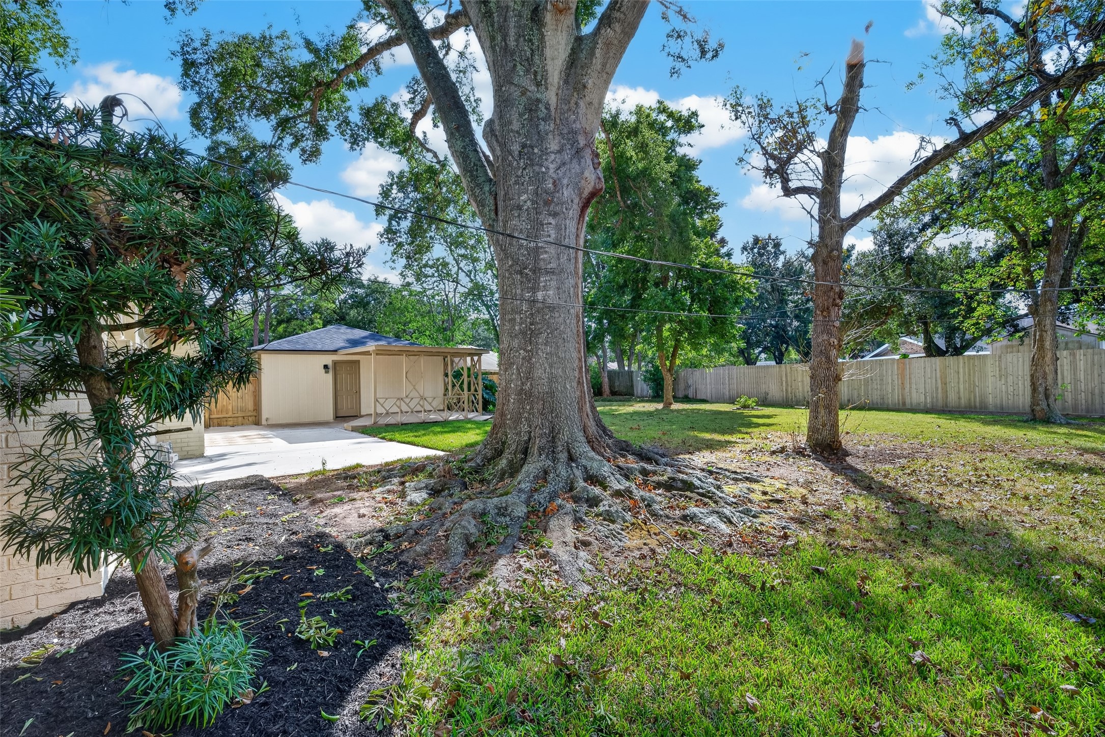 903 Chetwood Circle, League City, TX 77573