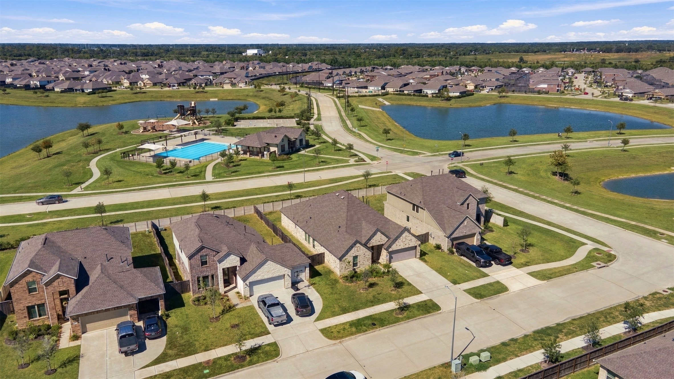 4511 Aspen Colony Lane, Baytown, TX 77521