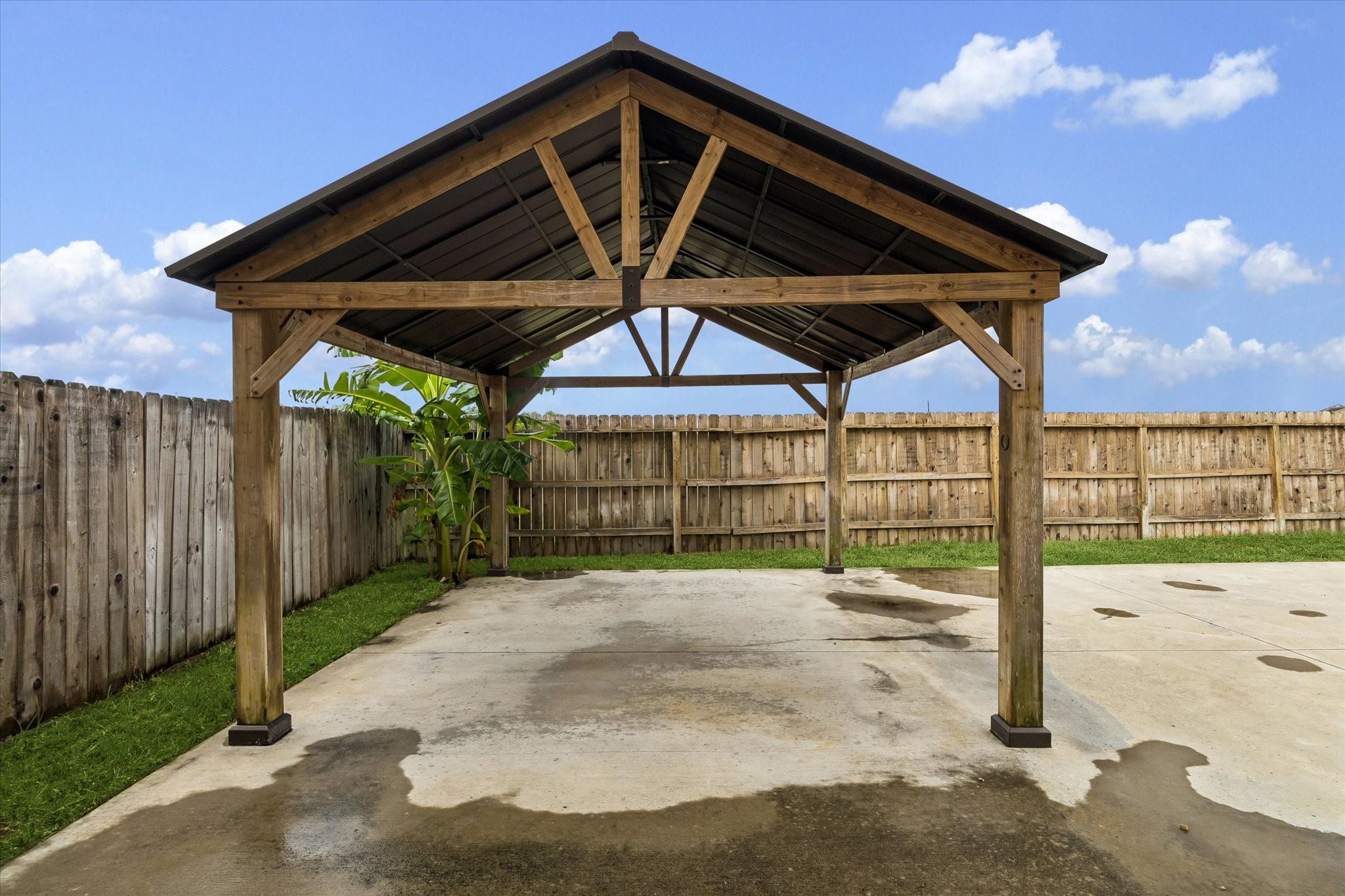 1606 Ryon Falls Drive, Richmond, TX 77469