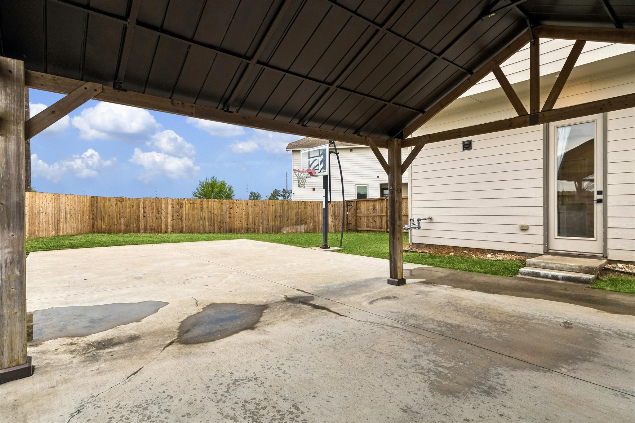 1606 Ryon Falls Drive, Richmond, TX 77469