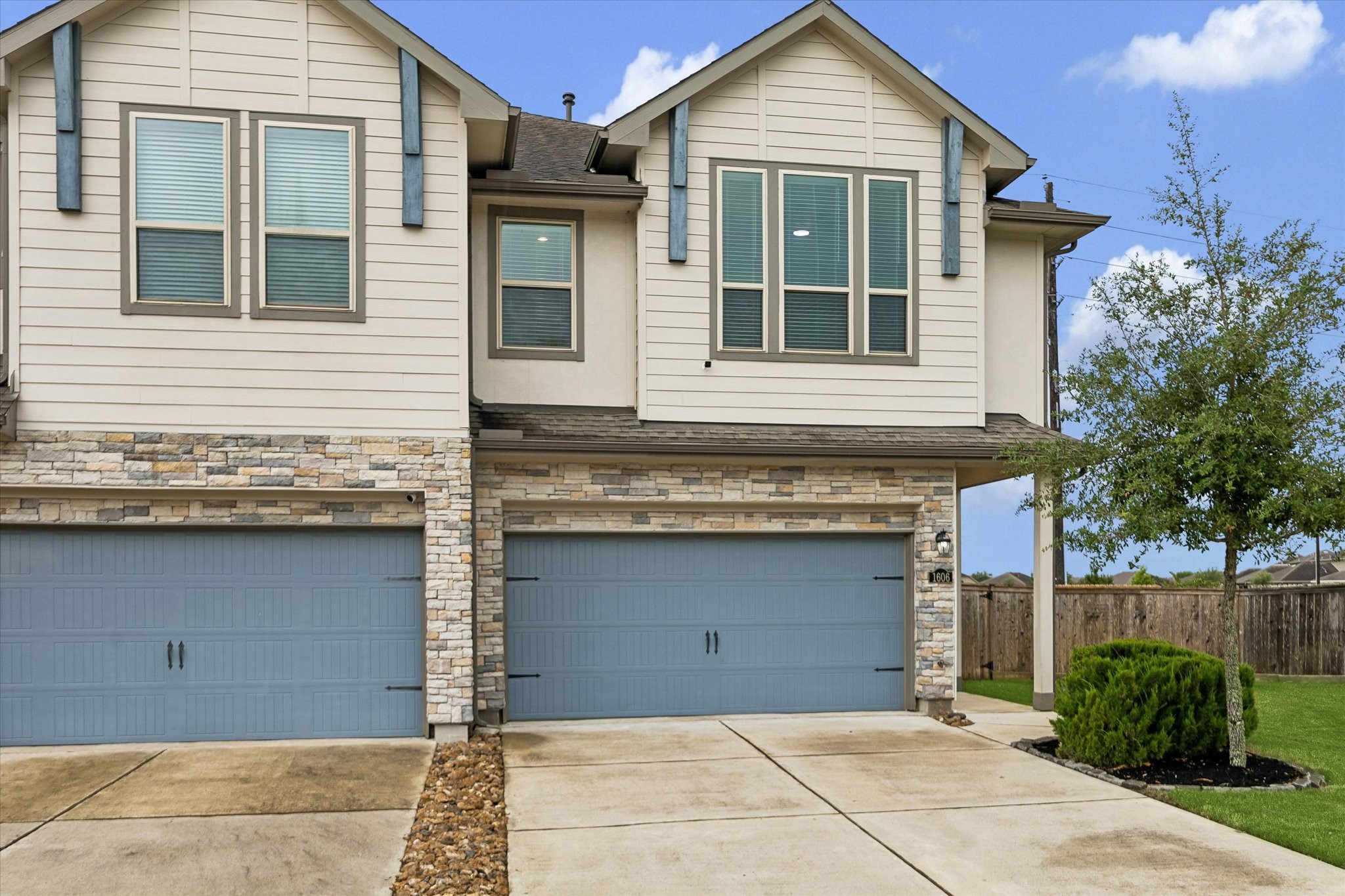 1606 Ryon Falls Drive, Richmond, TX 77469