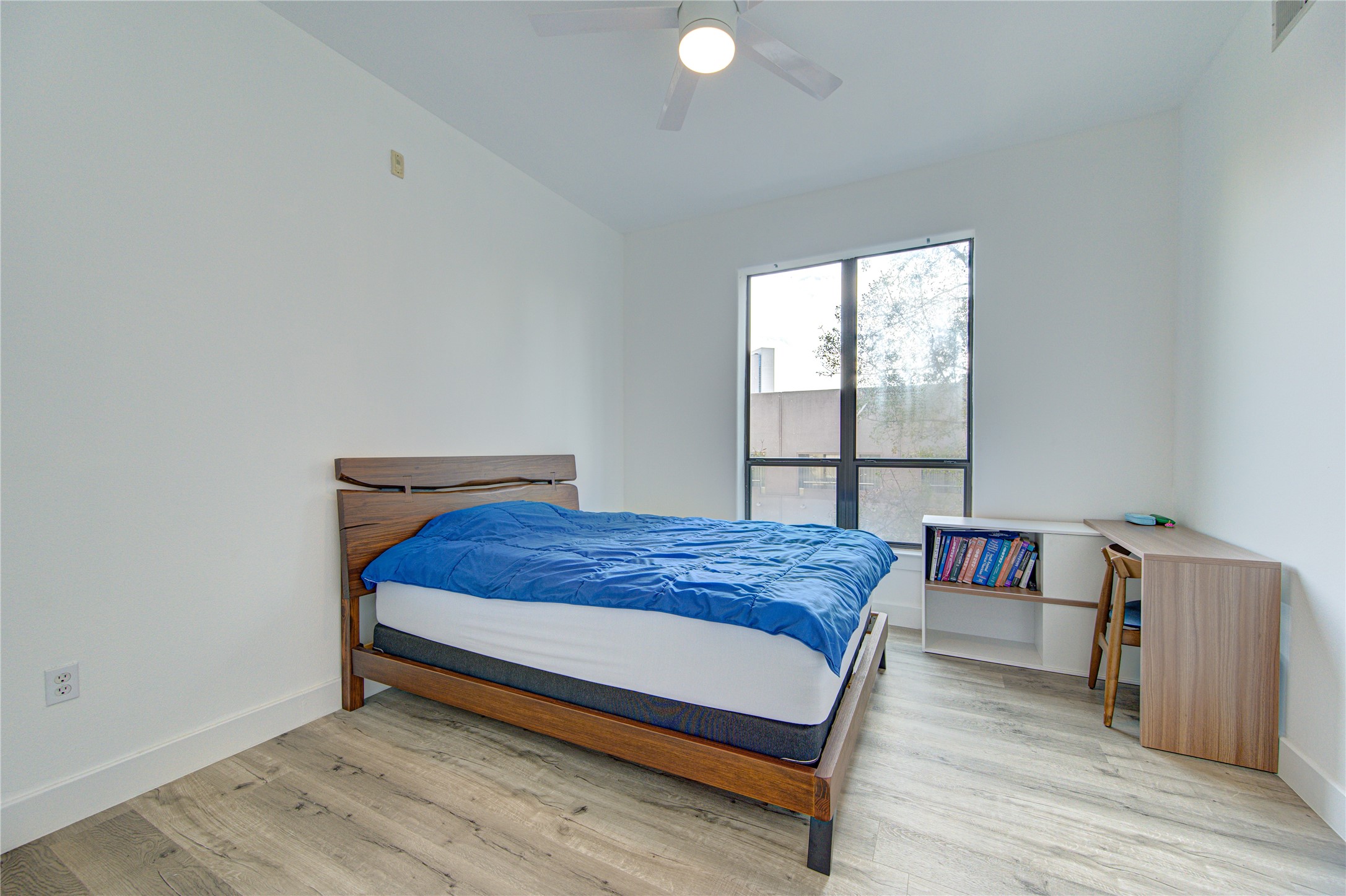 1901 Post Oak Boulevard, #3105, Houston, TX 77056