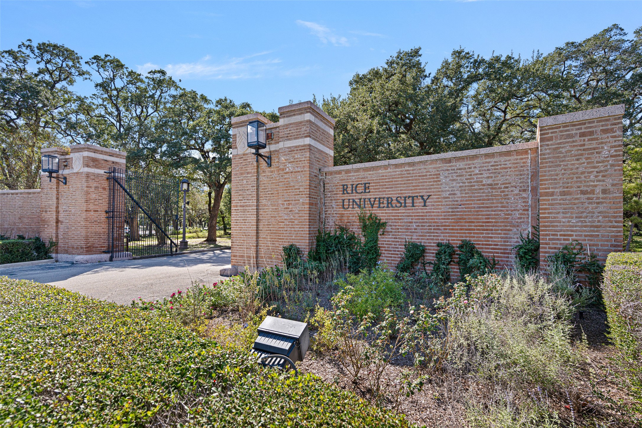 5317 Cherokee Street, Houston, TX 77005