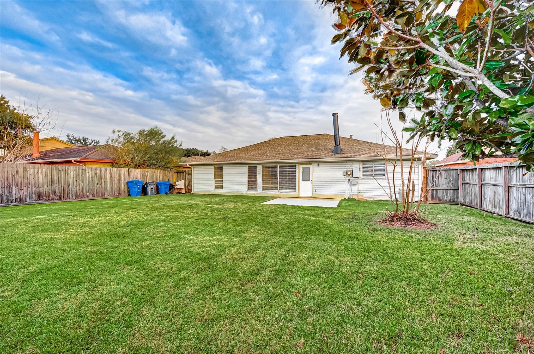 718 Beechbend Drive, Missouri City, TX 77489