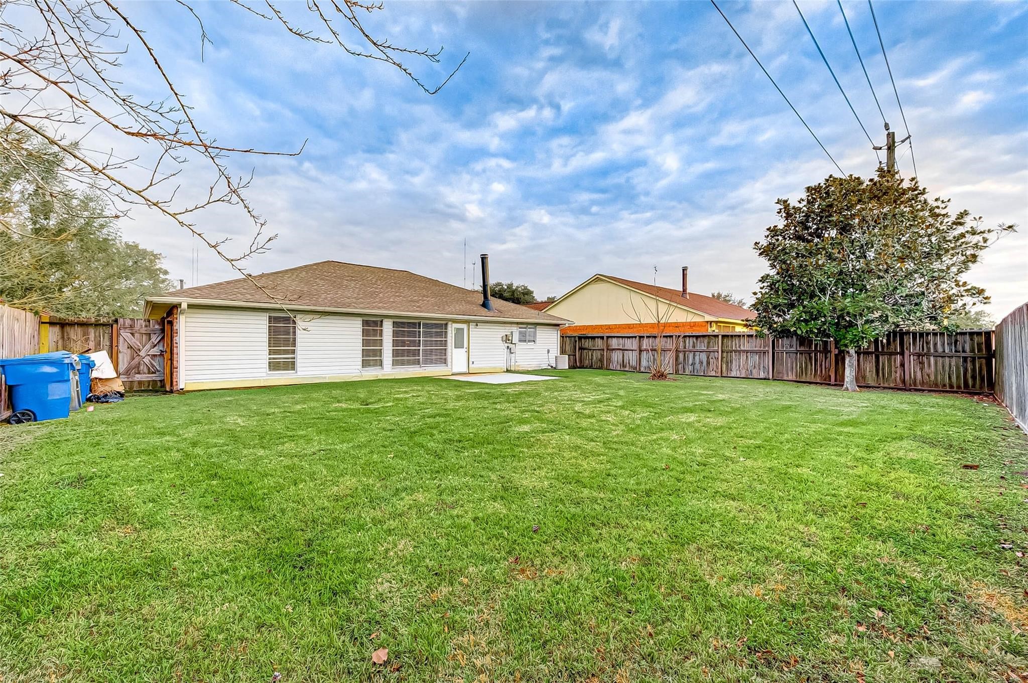 718 Beechbend Drive, Missouri City, TX 77489