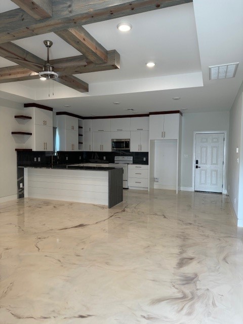 924 S 1st Street, Conroe, TX 77301