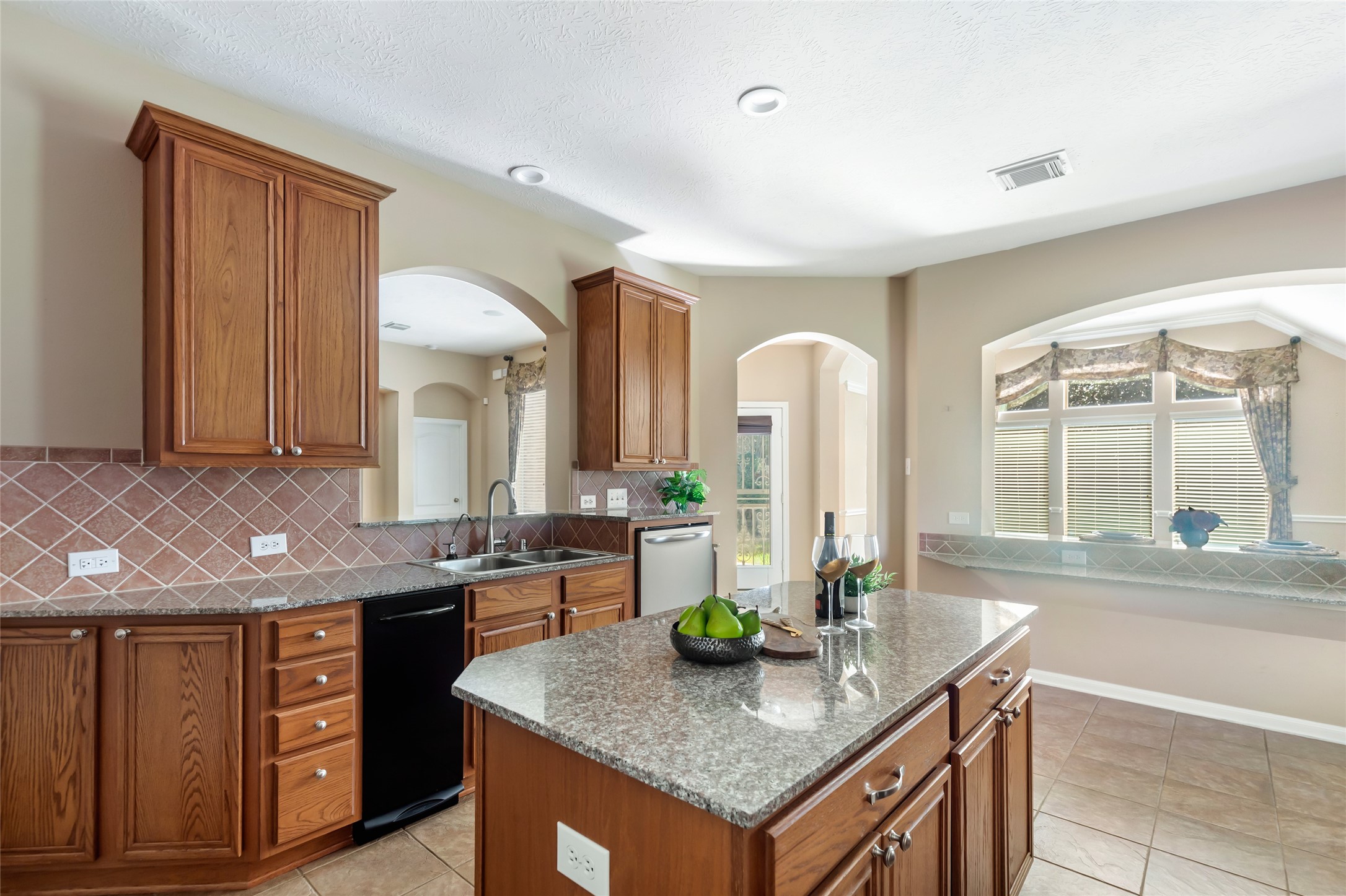 12618 Quartz Lake Drive, Humble, TX 77346