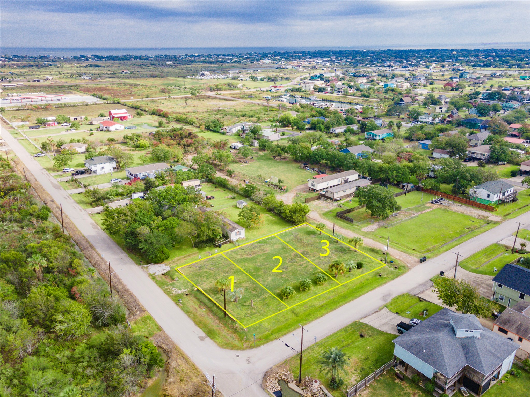 Lot 3 Avenue L, Bacliff, TX 77518