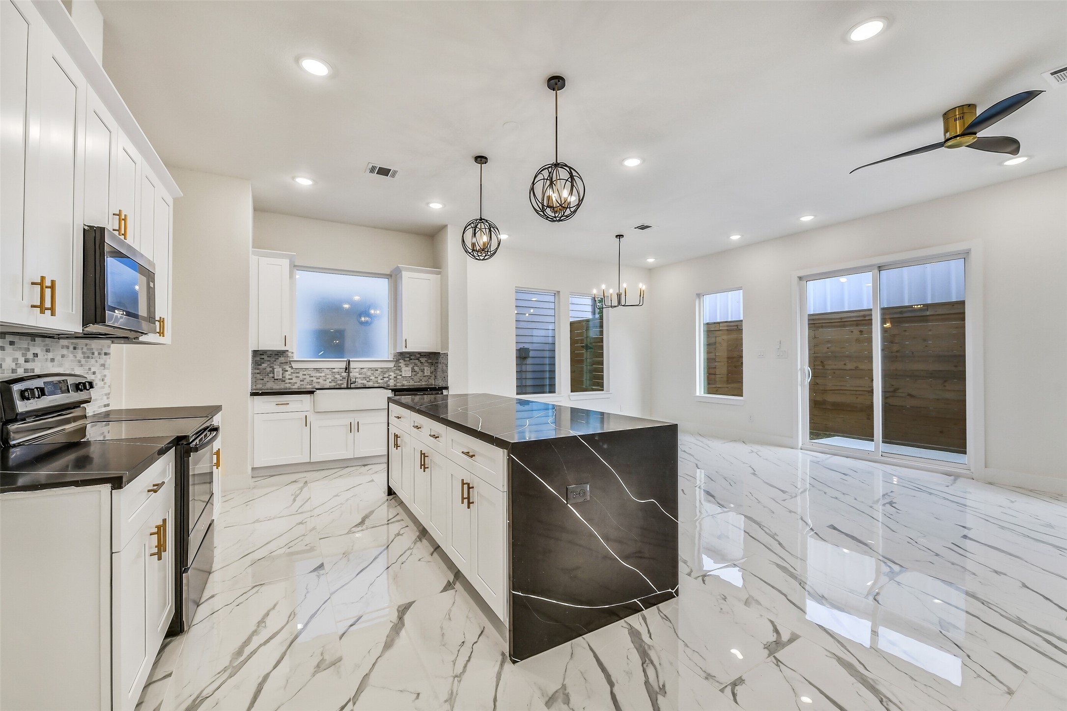 5908 St Augustine Street, #D, Houston, TX 77021