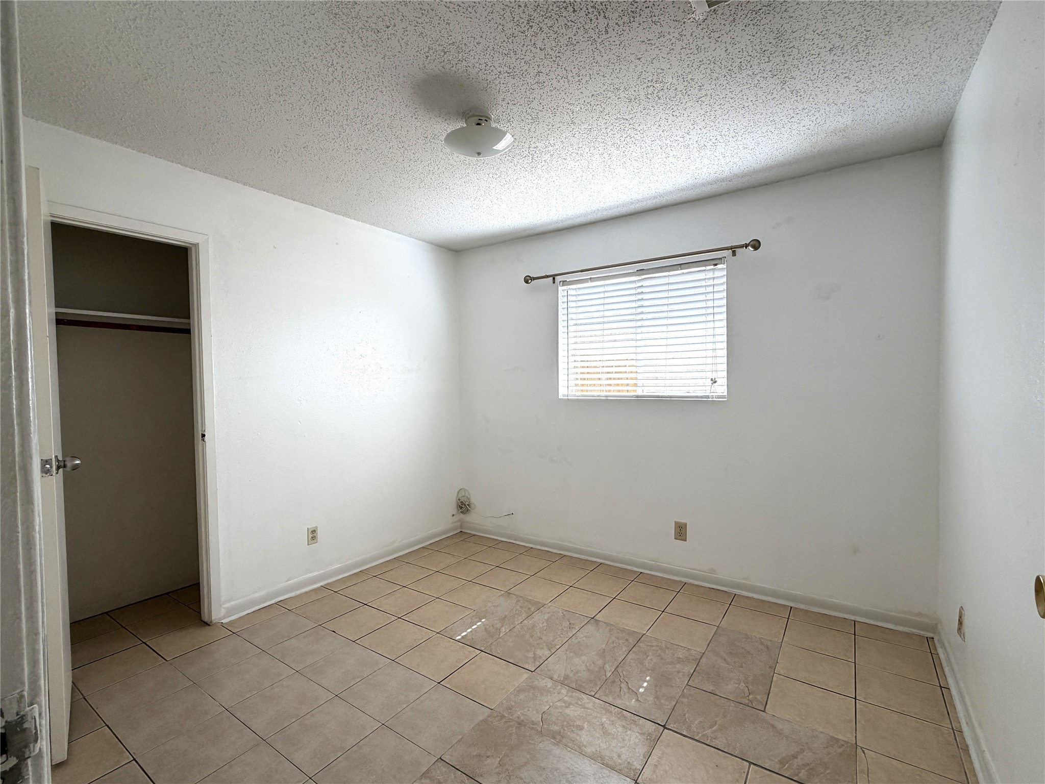 8842 Barton Street, Houston, TX 77075