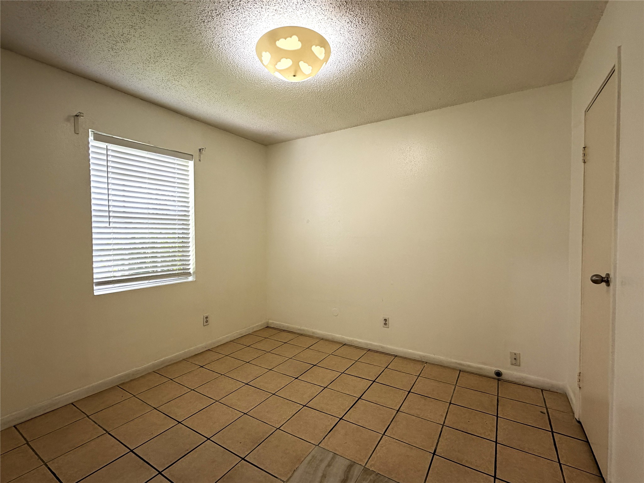 8842 Barton Street, Houston, TX 77075
