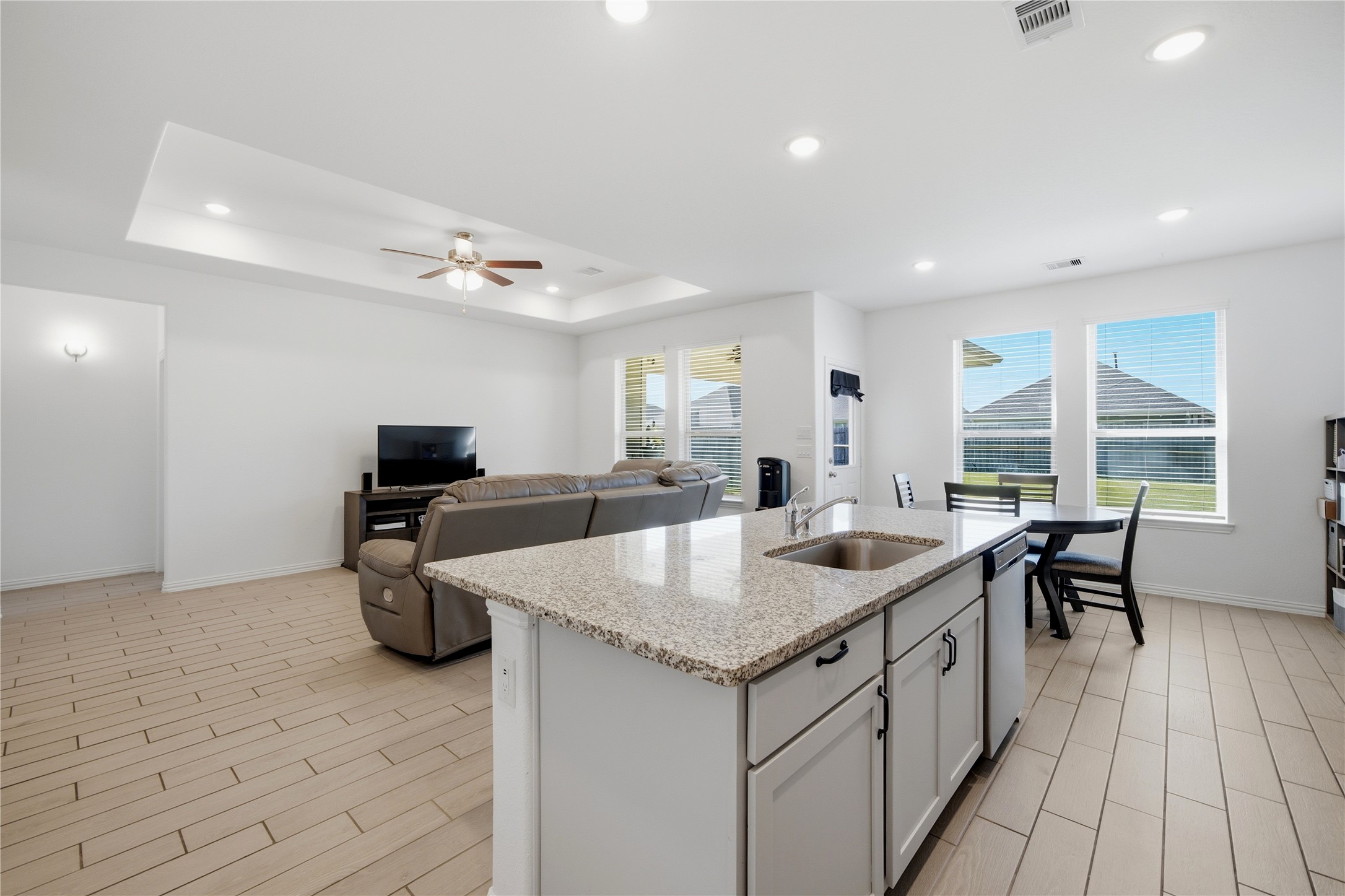 7910 Royal Palm Drive, Fulshear, TX 77441
