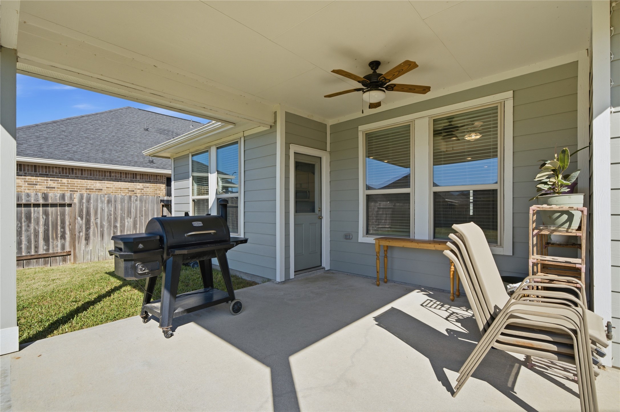 7910 Royal Palm Drive, Fulshear, TX 77441