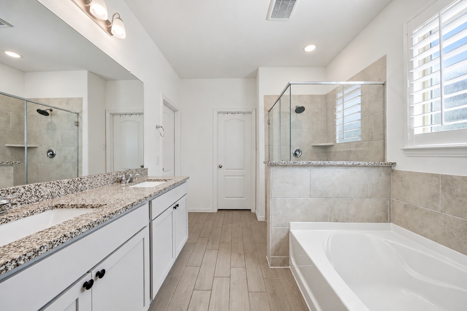 7910 Royal Palm Drive, Fulshear, TX 77441