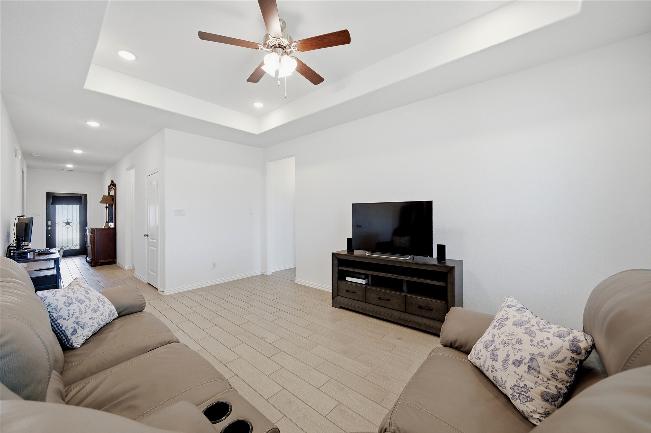 7910 Royal Palm Drive, Fulshear, TX 77441