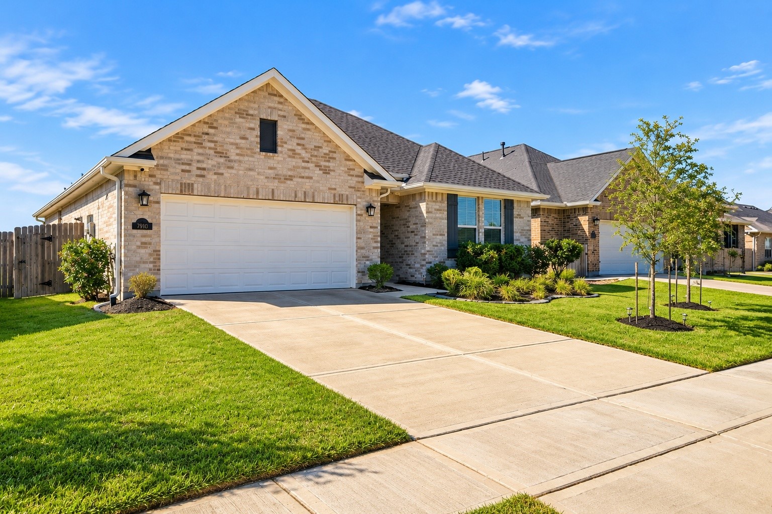 7910 Royal Palm Drive, Fulshear, TX 77441