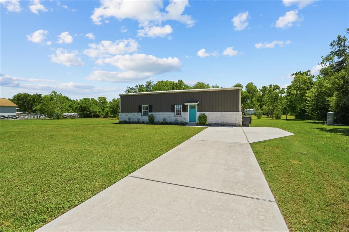 13509 S Bellaire Street, Santa Fe, TX 77510 13509 S Bellaire Street, Santa Fe, TX 77510