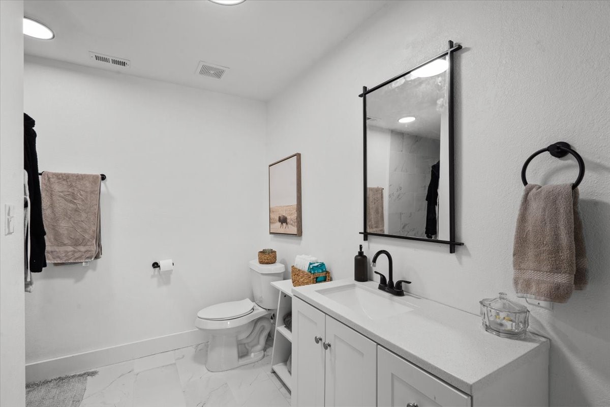 13509 S Bellaire Street, Santa Fe, TX 77510