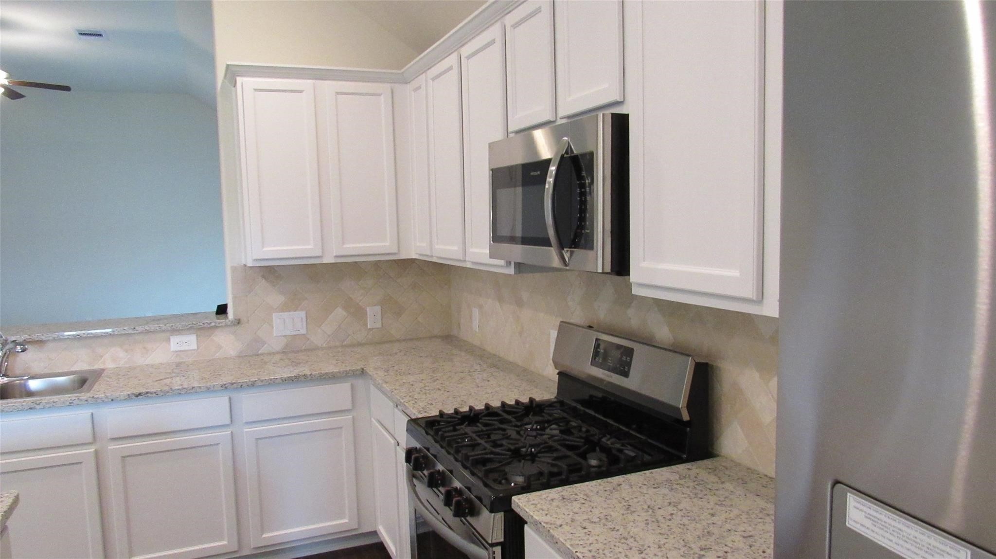 9007 Beacon Mill Drive, Cypress, TX 77433