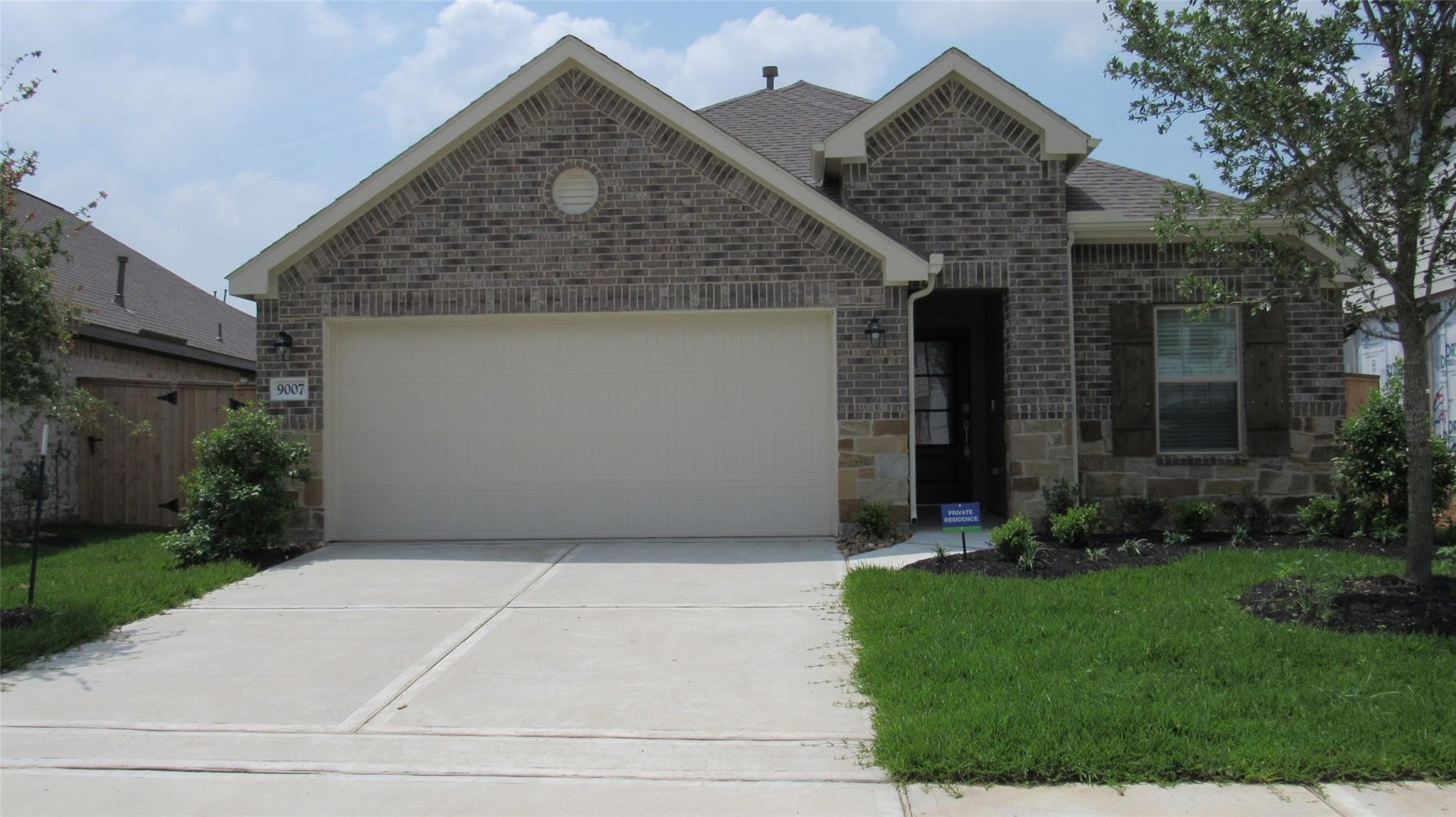 9007 Beacon Mill Drive, Cypress, TX 77433