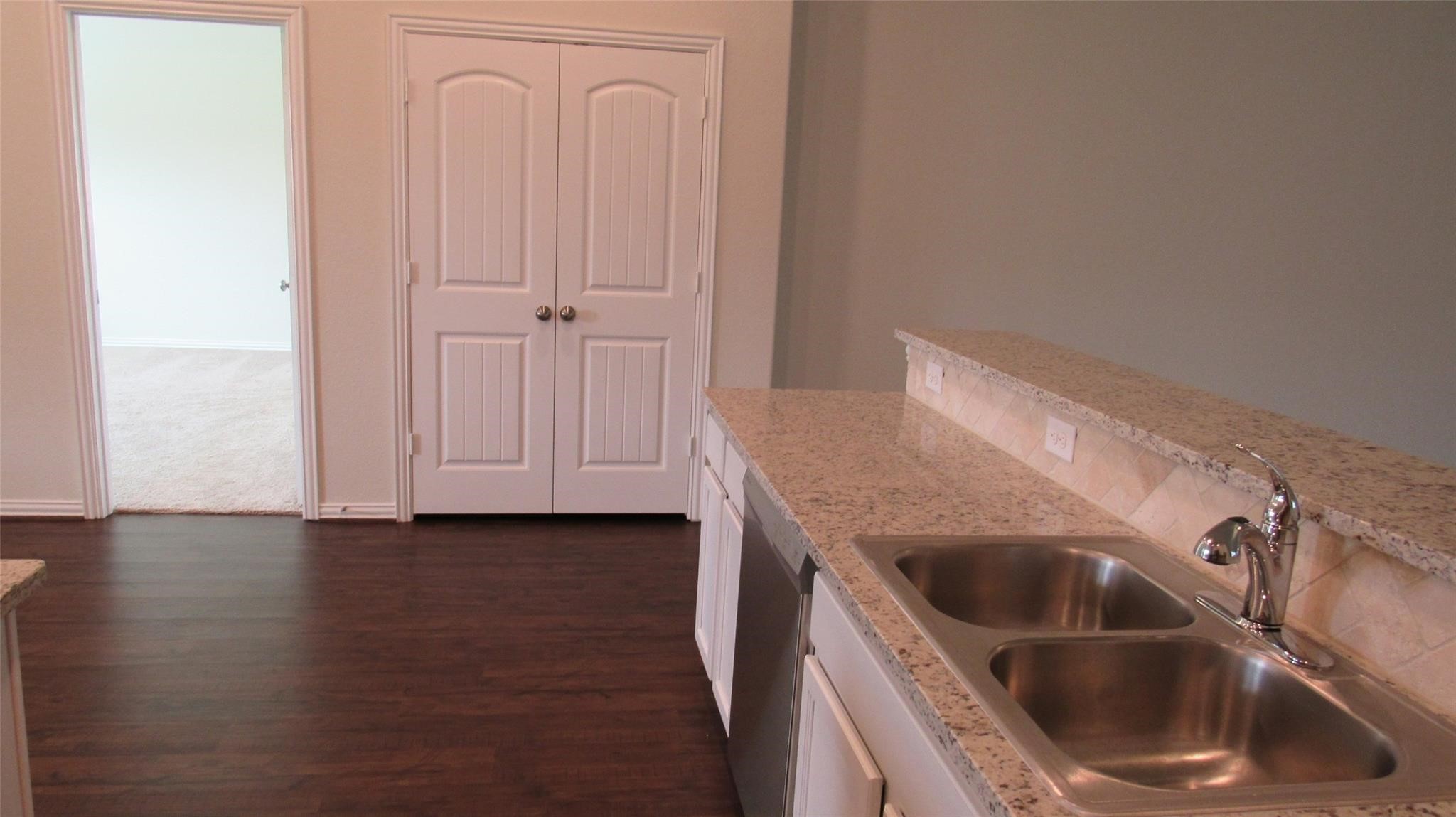 9007 Beacon Mill Drive, Cypress, TX 77433