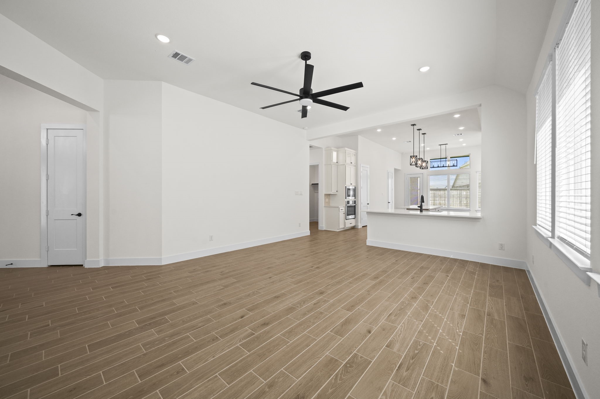 11218 White Crownbeard Drive, Cypress, TX 77433